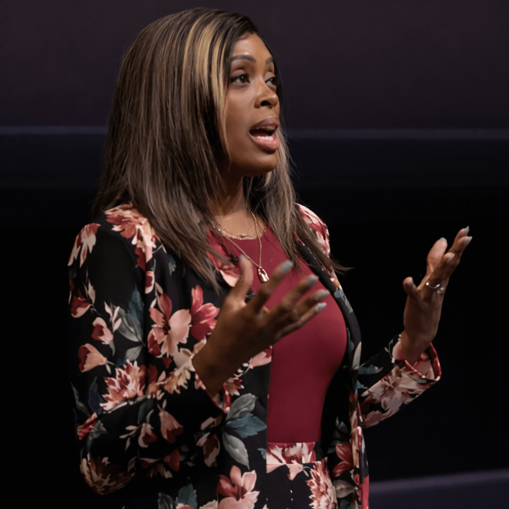 Jessica D. Winder presenting at a DisruptHR event on career growth