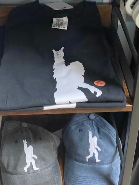 Bigoot with Hats.png