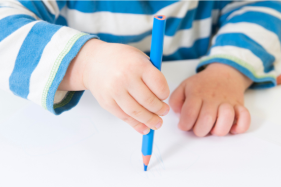 Understanding Grasp and Pre-Writing Milestones: A Guide for Parents of Young Children