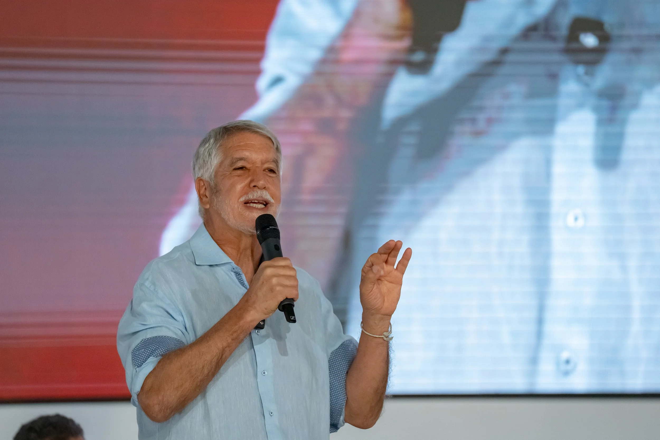 BLC Anibal Gaviria_Barranquilla_Debate_1302202600190 .jpg