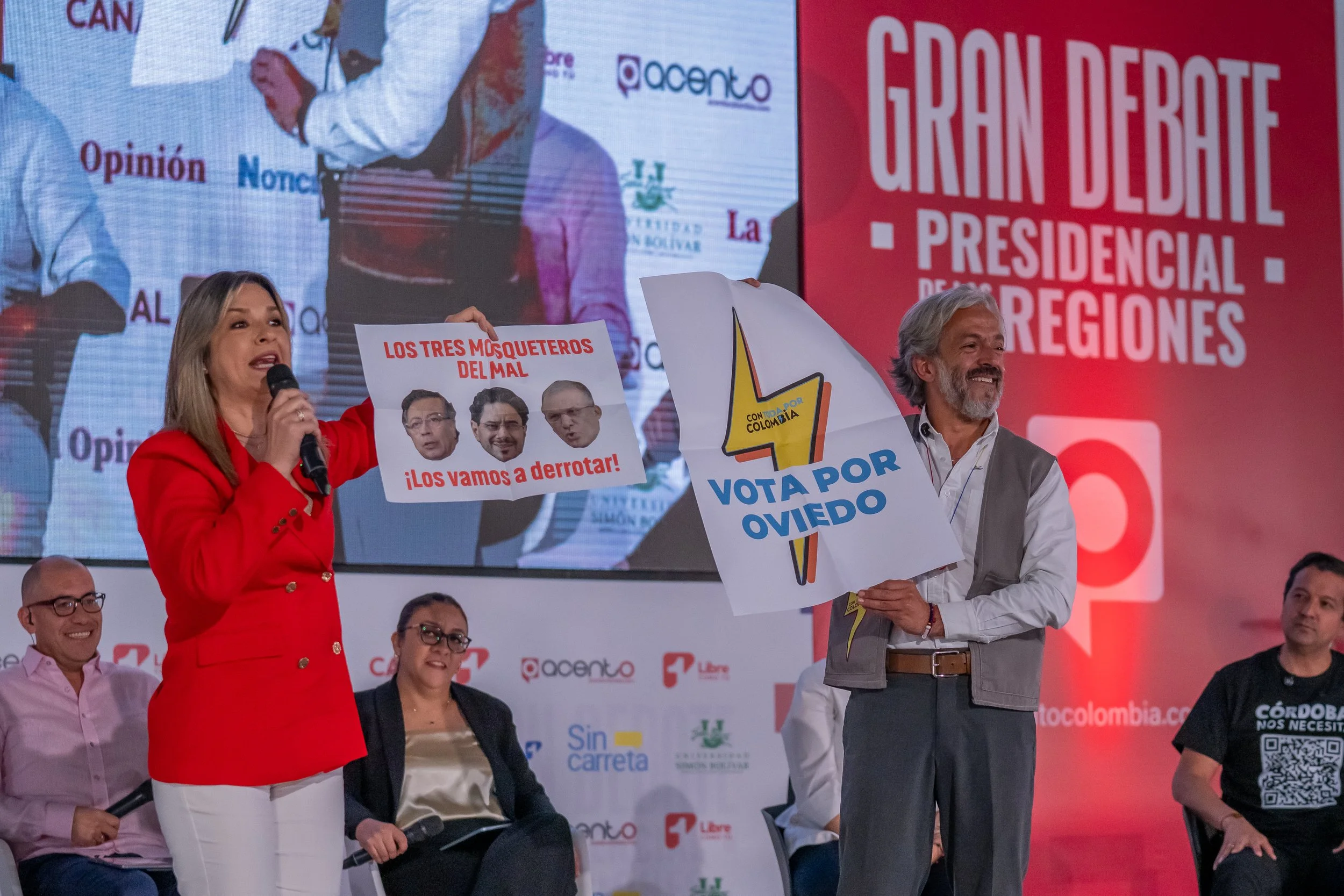 BLC Anibal Gaviria_Barranquilla_Debate_1302202600250 .jpg