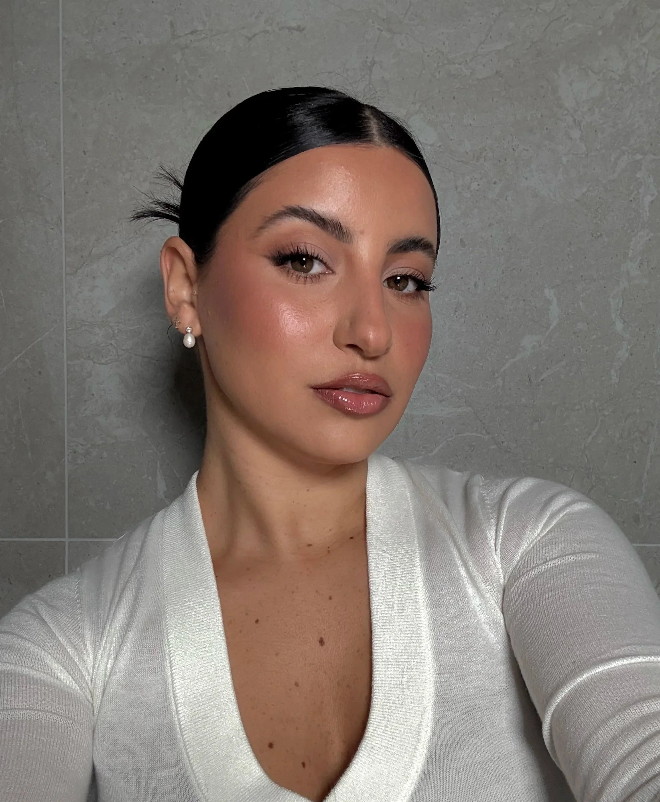 Coaching calls, mentorship, makeup artist pro development