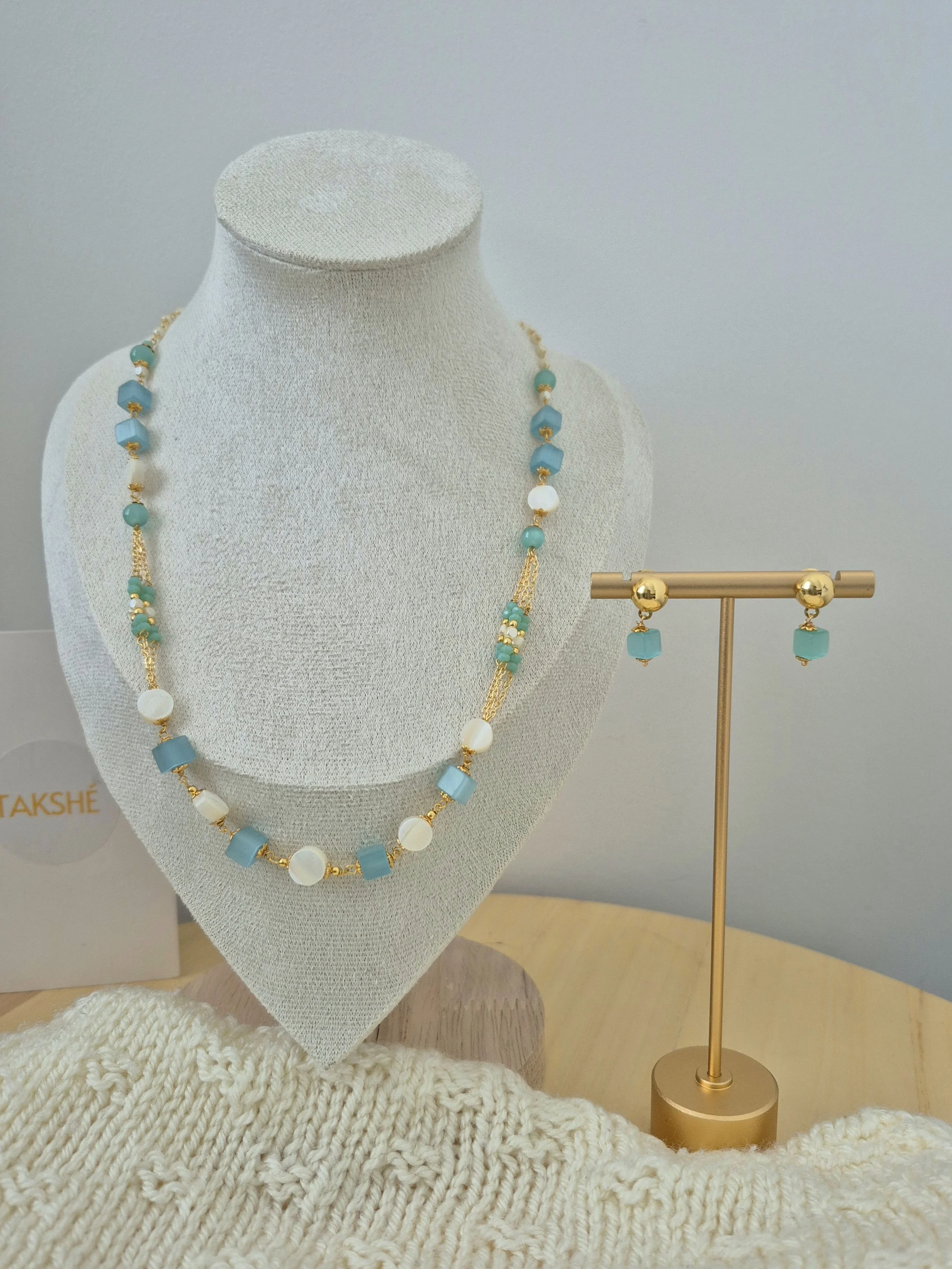 Emma Beads Aqua Necklace