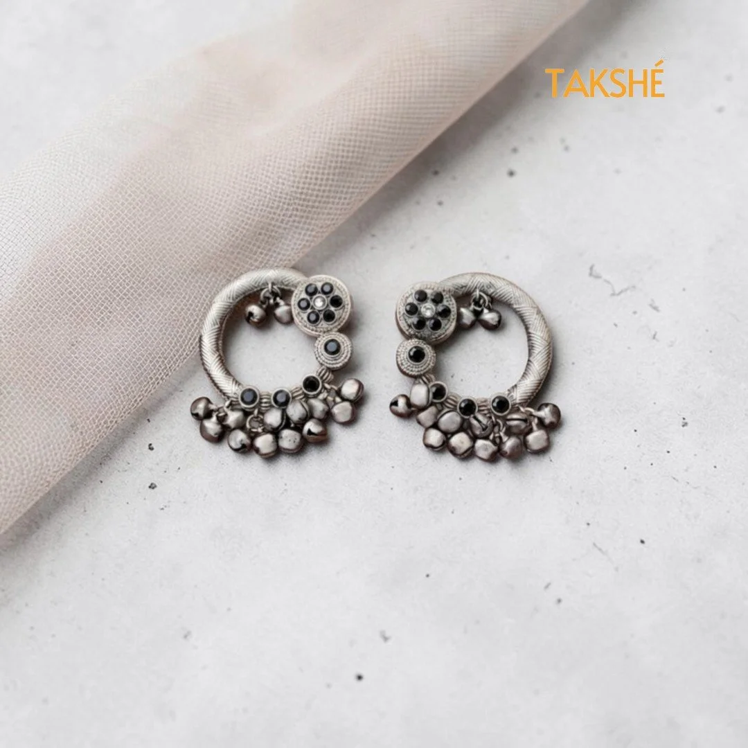 Ruhi Circle Oxidised Silver Earring