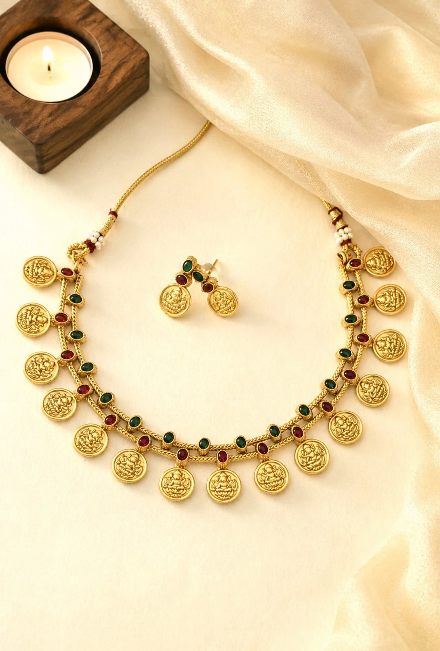 Kasi Single Layer Necklace