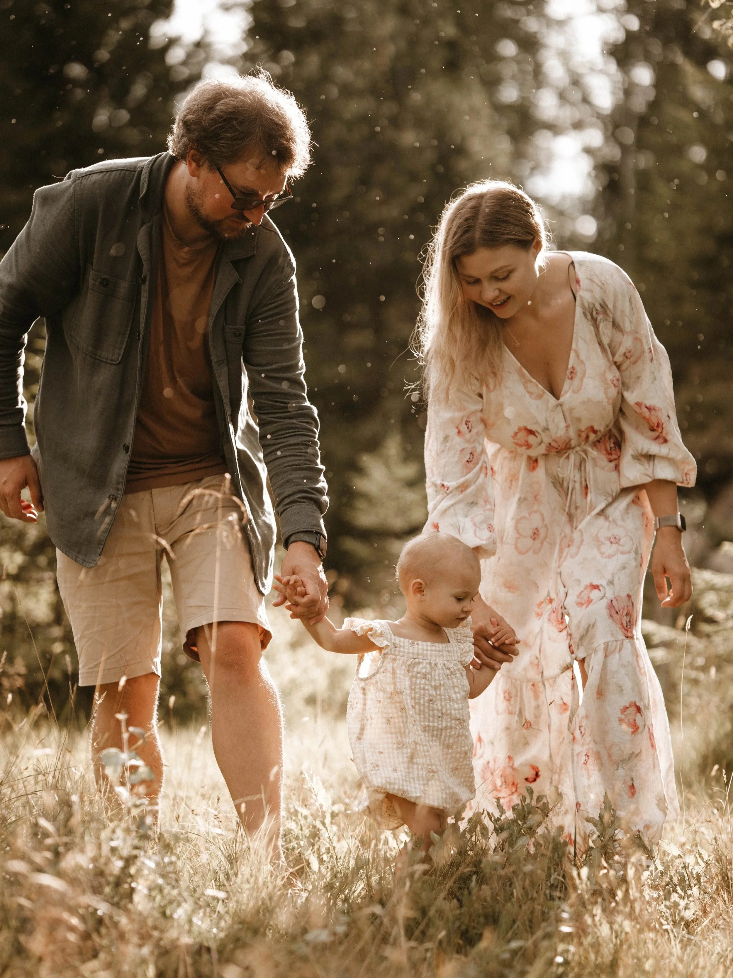 familiefotografering med nyfødt drammen