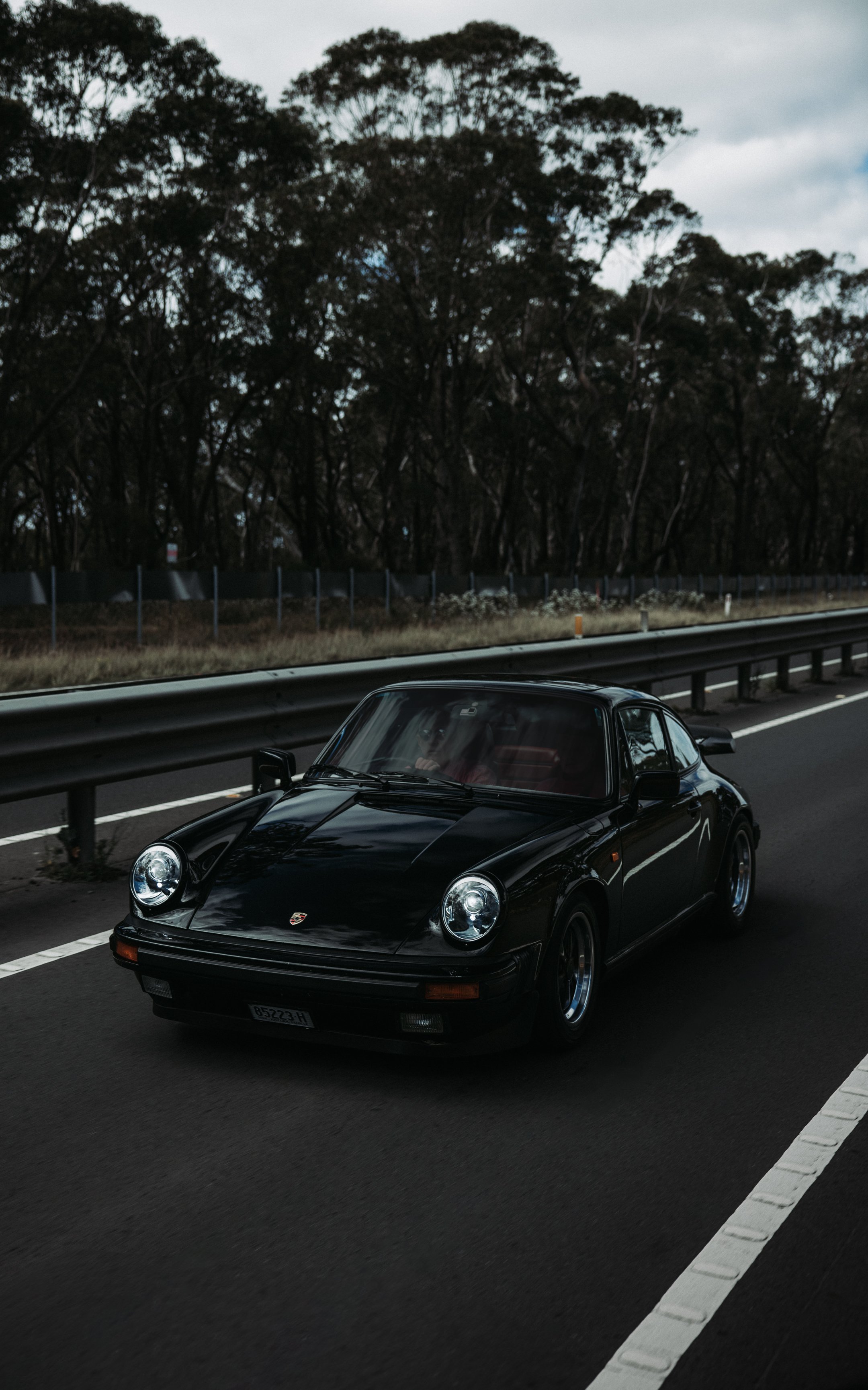 Holy Porsche-7.jpg