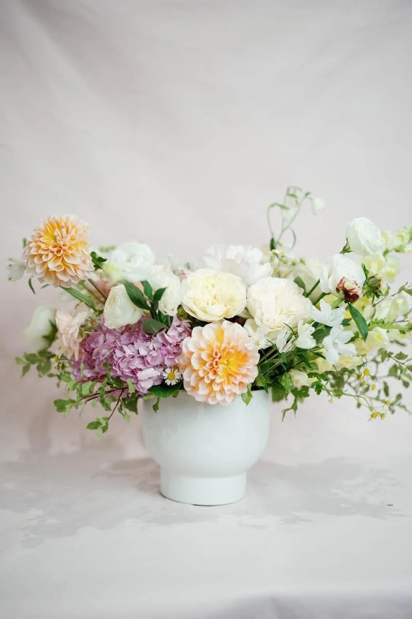 ceramic-centrepiece-dahlias-hydrangeas.jpg