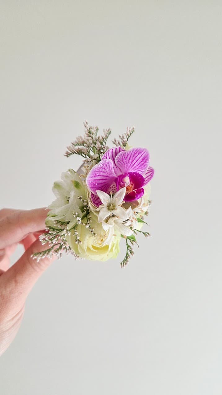 wrist-corsage-orchid.jpg