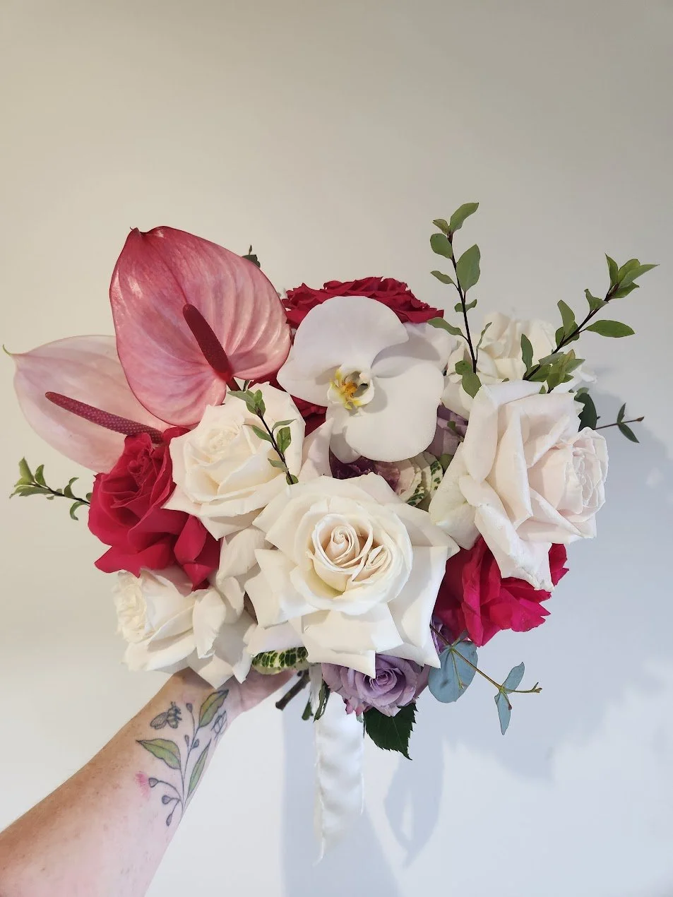 roseandanthuriumweddingbouquet.jpg
