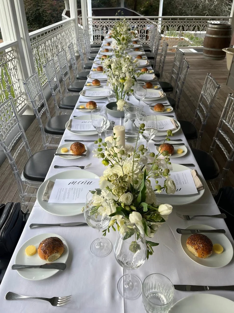 white-table-centrepieces.jpg
