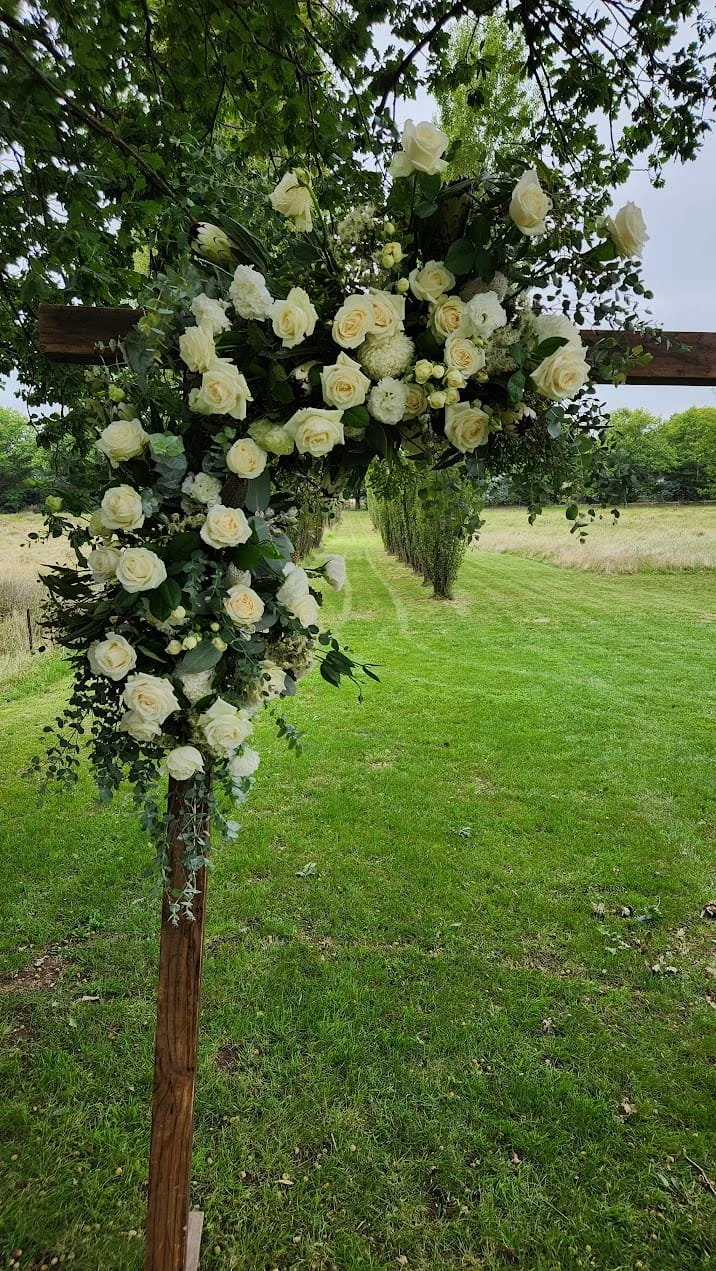 white-rose-wedding-arch.jpg