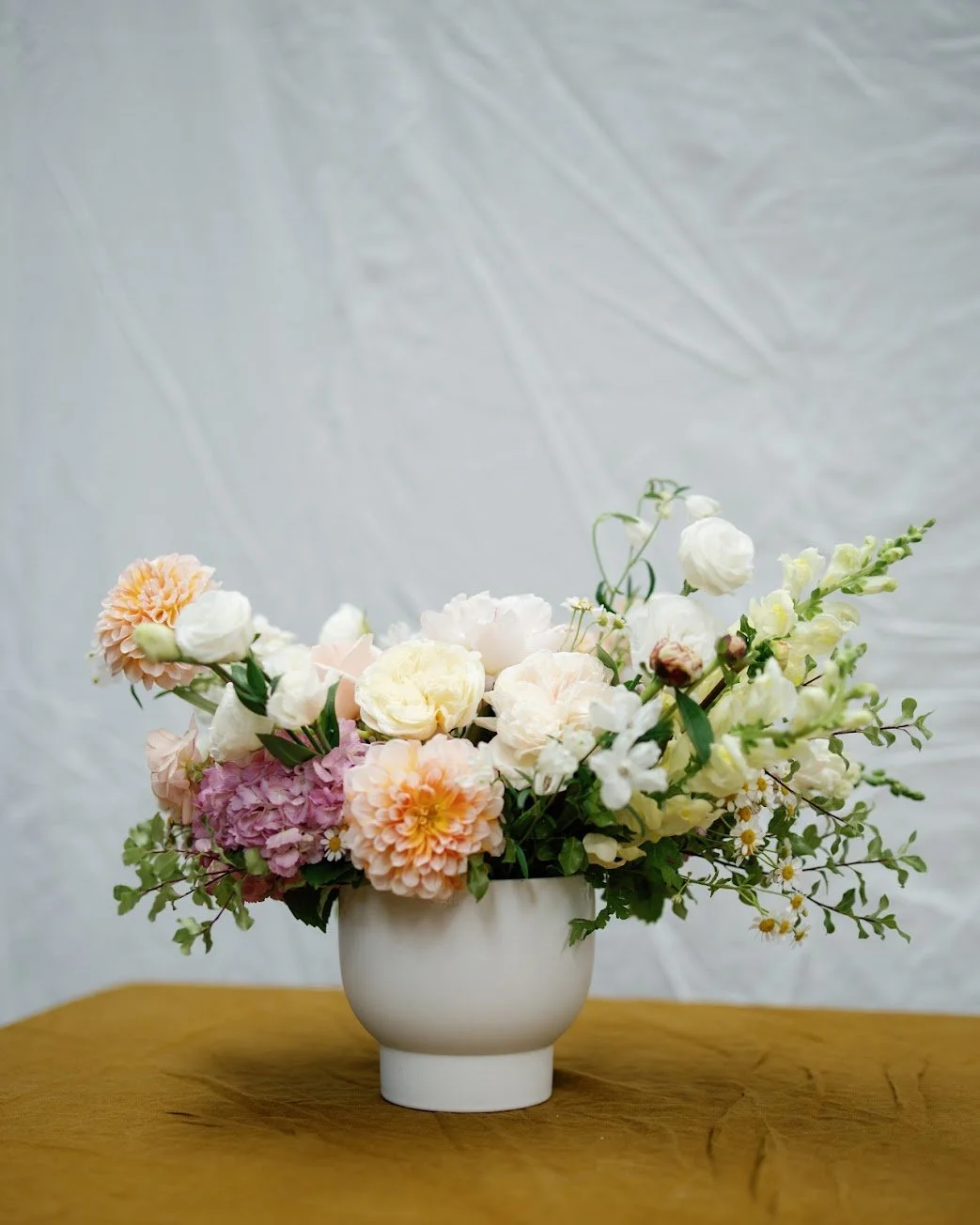 arrch-floral-design-centerpiece.jpg