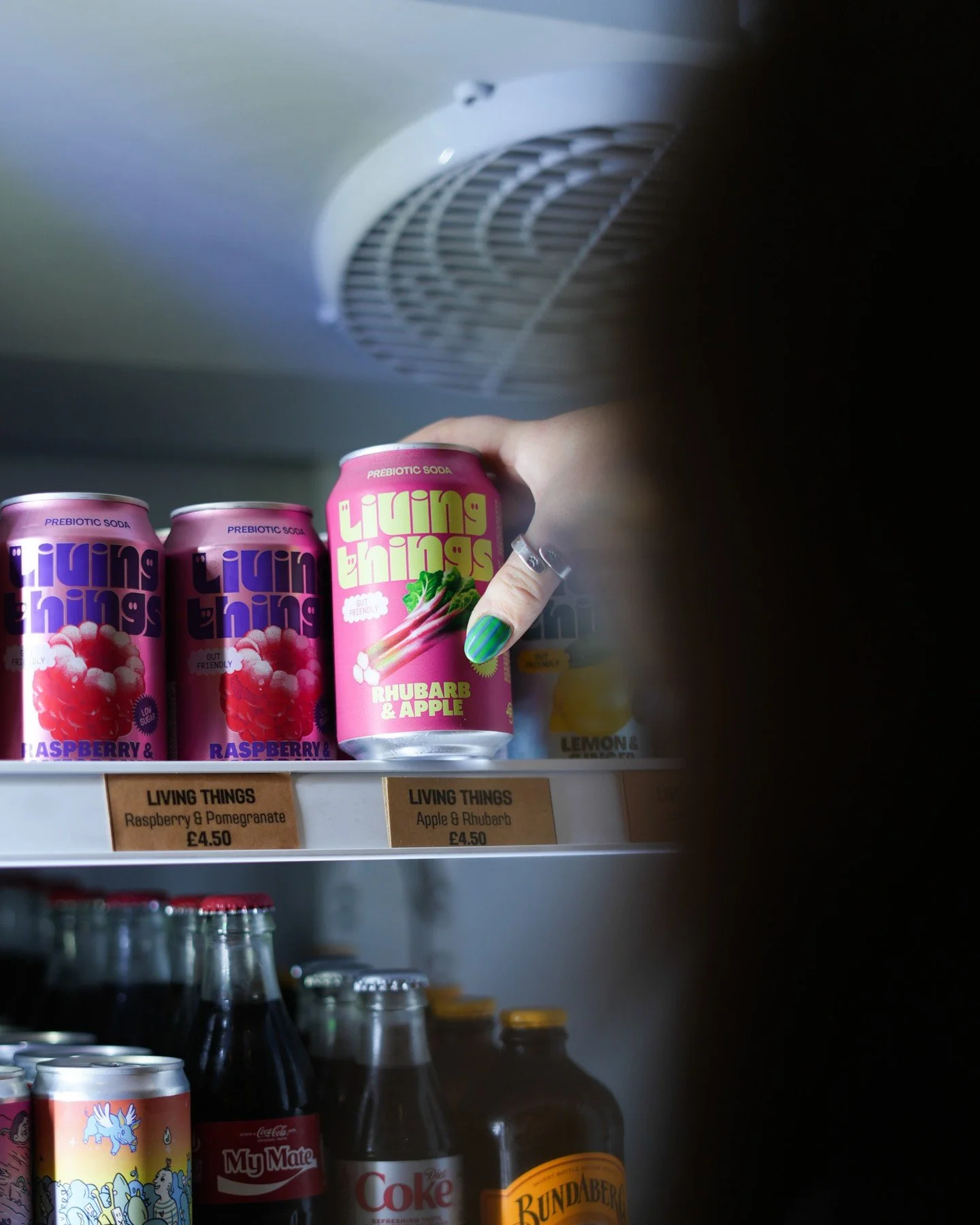 Coffee or hot drinks not calling your name? 
Pop open our fridge 🥤✨ A whole world of sodas, wellness drinks, and more awaits. 

#theedgedeli #witneycafe #witneyfood #goodmorning