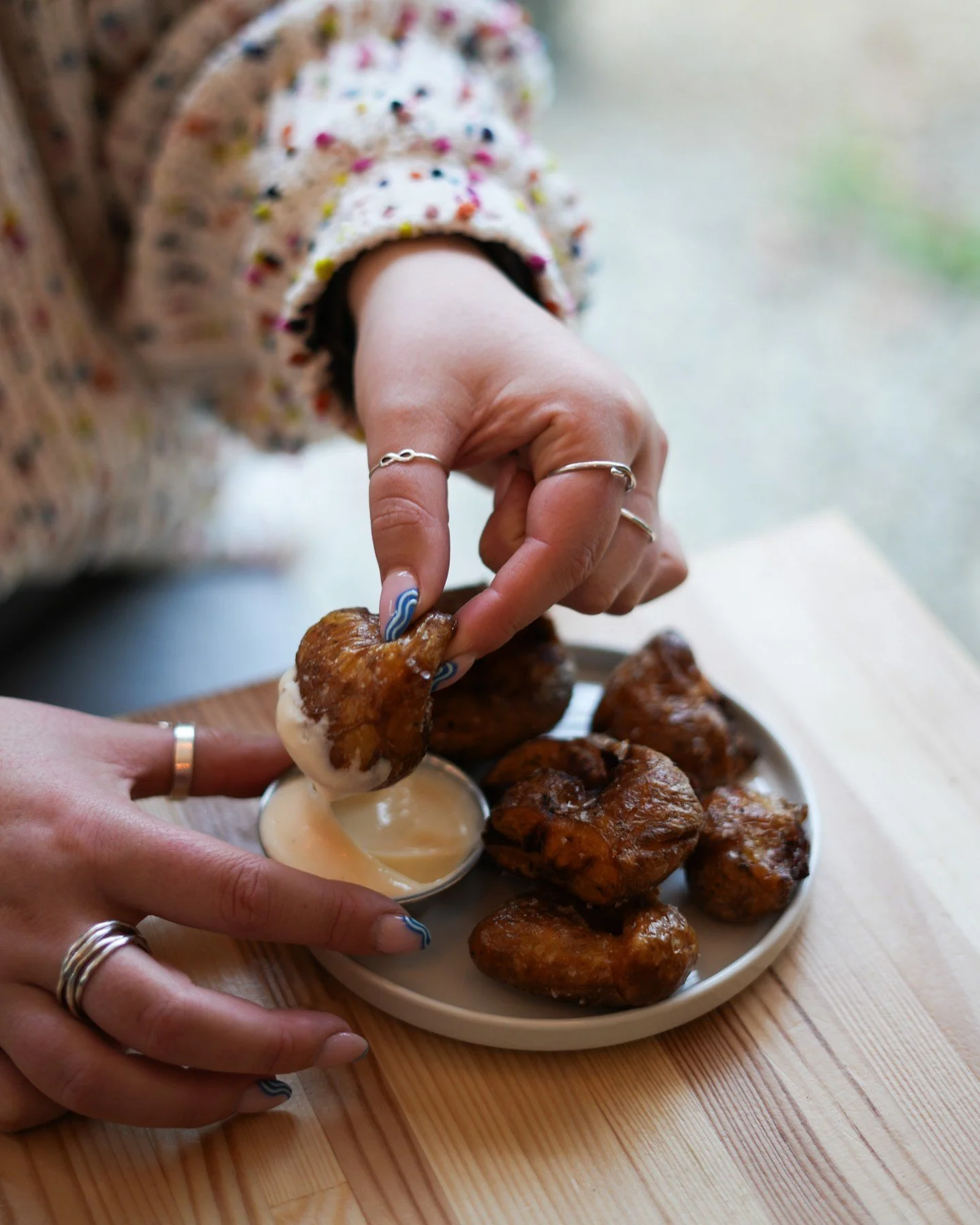 Crushed New Potatoes &gt; any other type of potato. 😍 

#oxfordfood #potato #madetoorder #witneybrunch