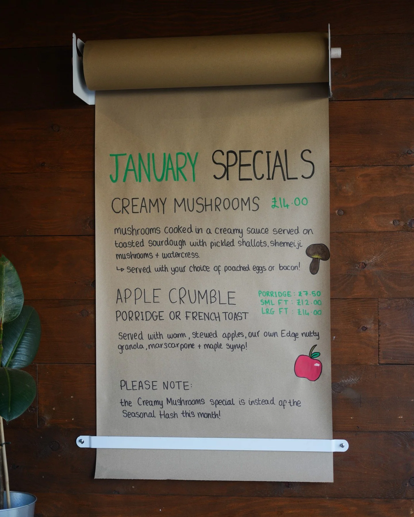 January specials, just how we like them 🤍
Creamy mushrooms on toast,
or apple crumble French toast (also available as porridge).
Comfort food for slower mornings.