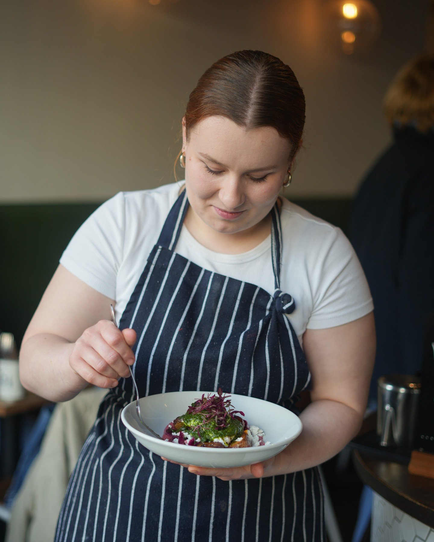 When the team love it, you know it&rsquo;s good 🤍
Emily enjoying the beetroot hash - one of those dishes that never lasts long on the plate.