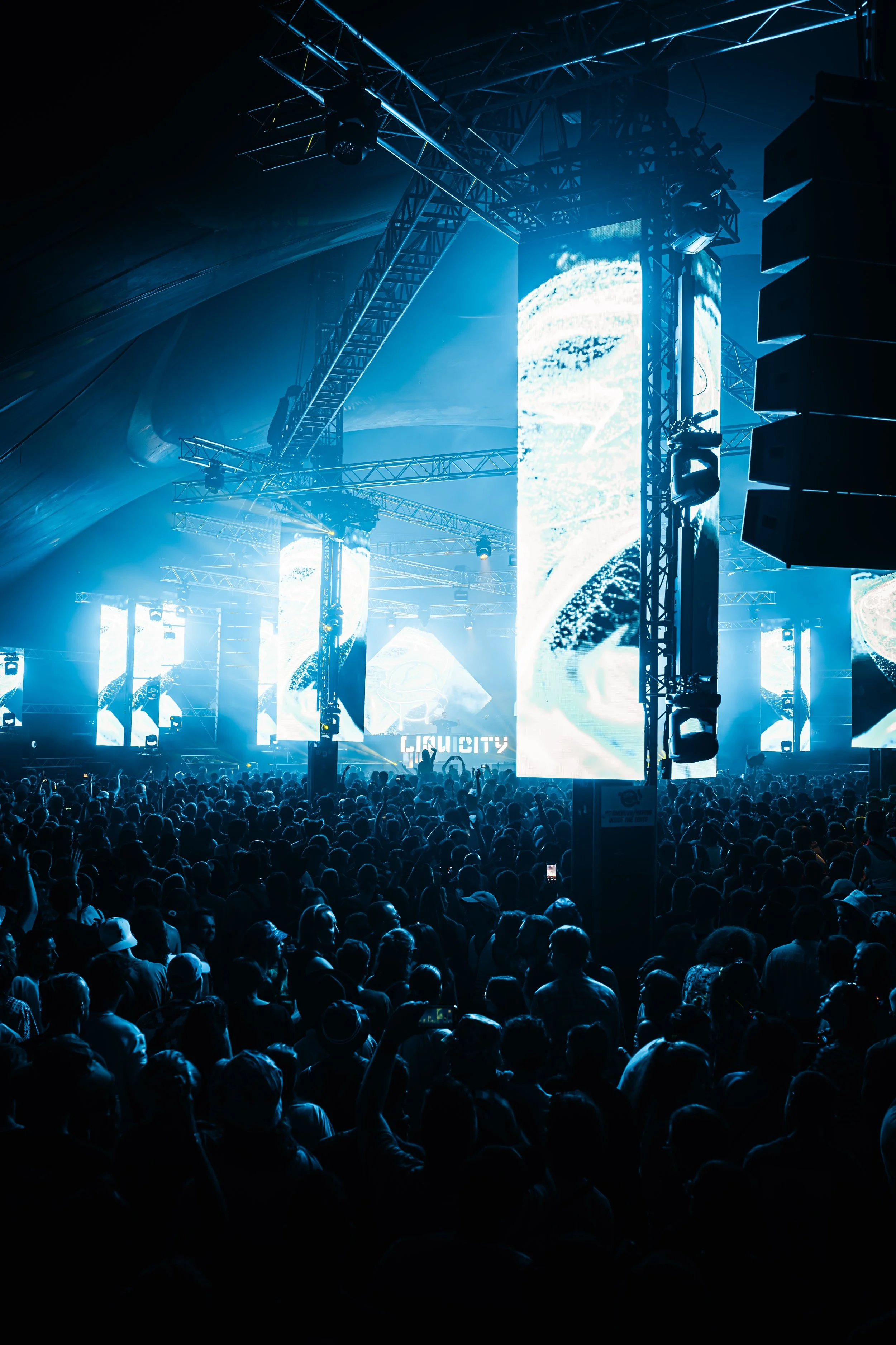20250725_2355_LIQUICITY_FESTIVAL_TiffanyKonings_7231.jpg