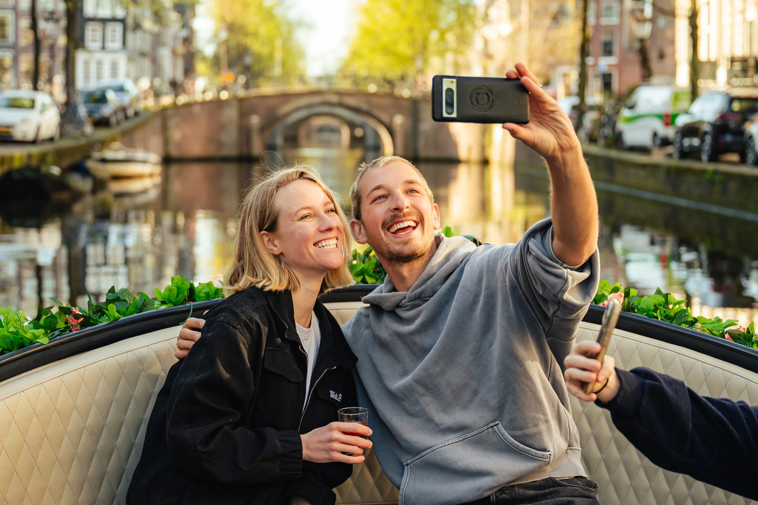 20260407_0824_Amsterdamliebe_TiffanyKonings_638249__LR.jpg