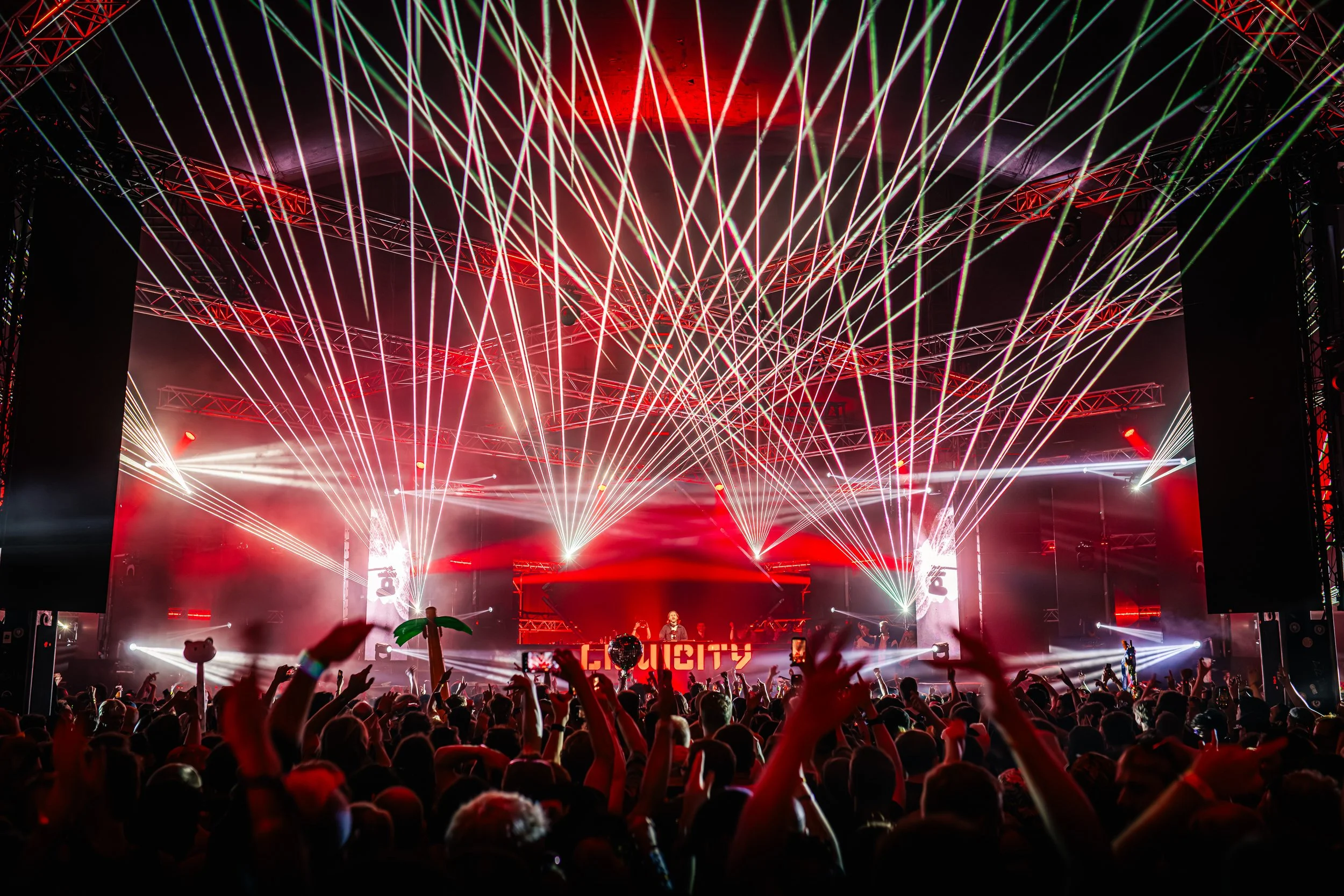 20250727_2228_LIQUICITY_FESTIVAL_TiffanyKonings_82253-2.jpg