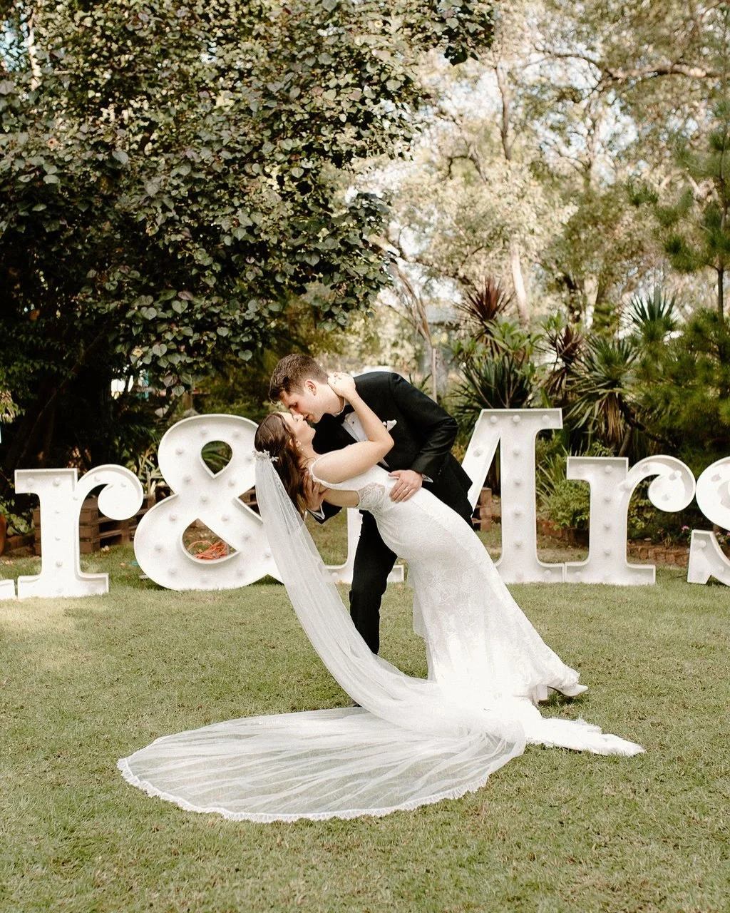 Could Jasmine &amp; James be any cuter?!🥰✨

We had a blast celebrating with the new Mr &amp; Mrs Milnes! Congratulations you two💛

Photography: @madimcclellandphotography