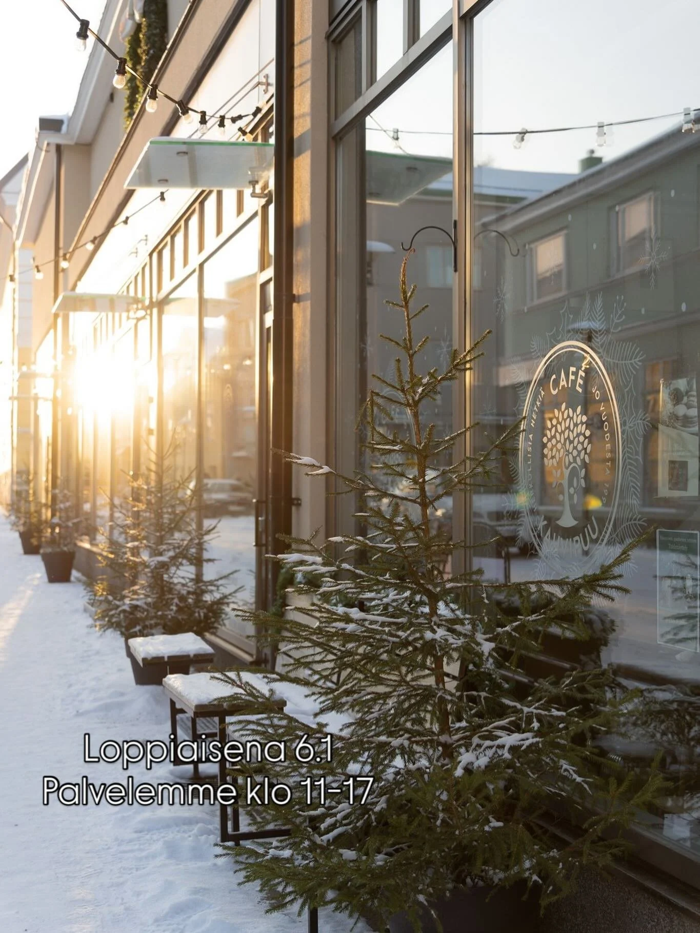 Tiistaina 6.1 palvelemme 11-17 eik&auml; loppiaisena ole tarjolla uuniperunalounaita. Muuten palvellaan normaalisti. L&auml;mpim&auml;sti tervetuloa!❤️