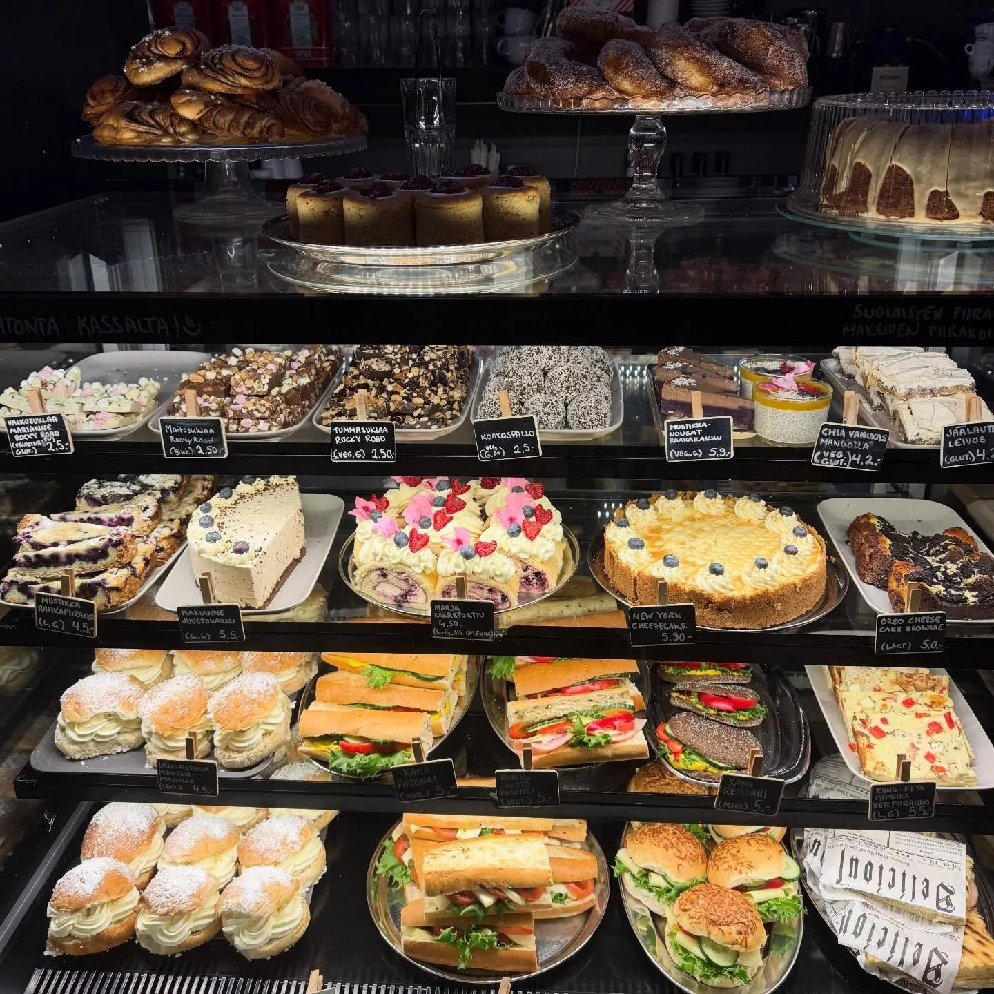 💖L&auml;mpim&auml;sti tervetuloa nauttimaan meid&auml;n ihanista herkuista.