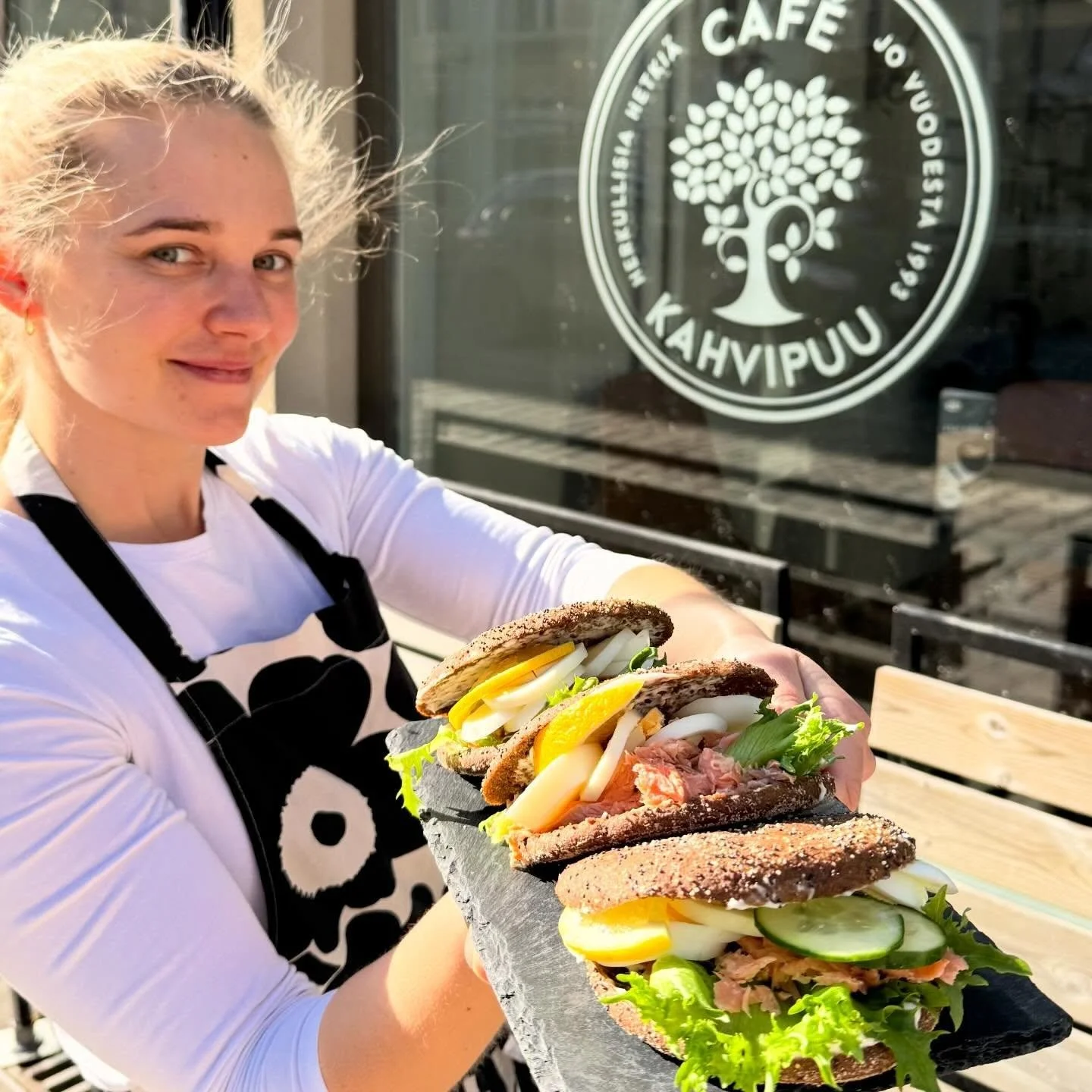 Toiveenne on kuultu. Ruisleip&auml; lohella ja kananmunalla. 😋 Maistuisko?