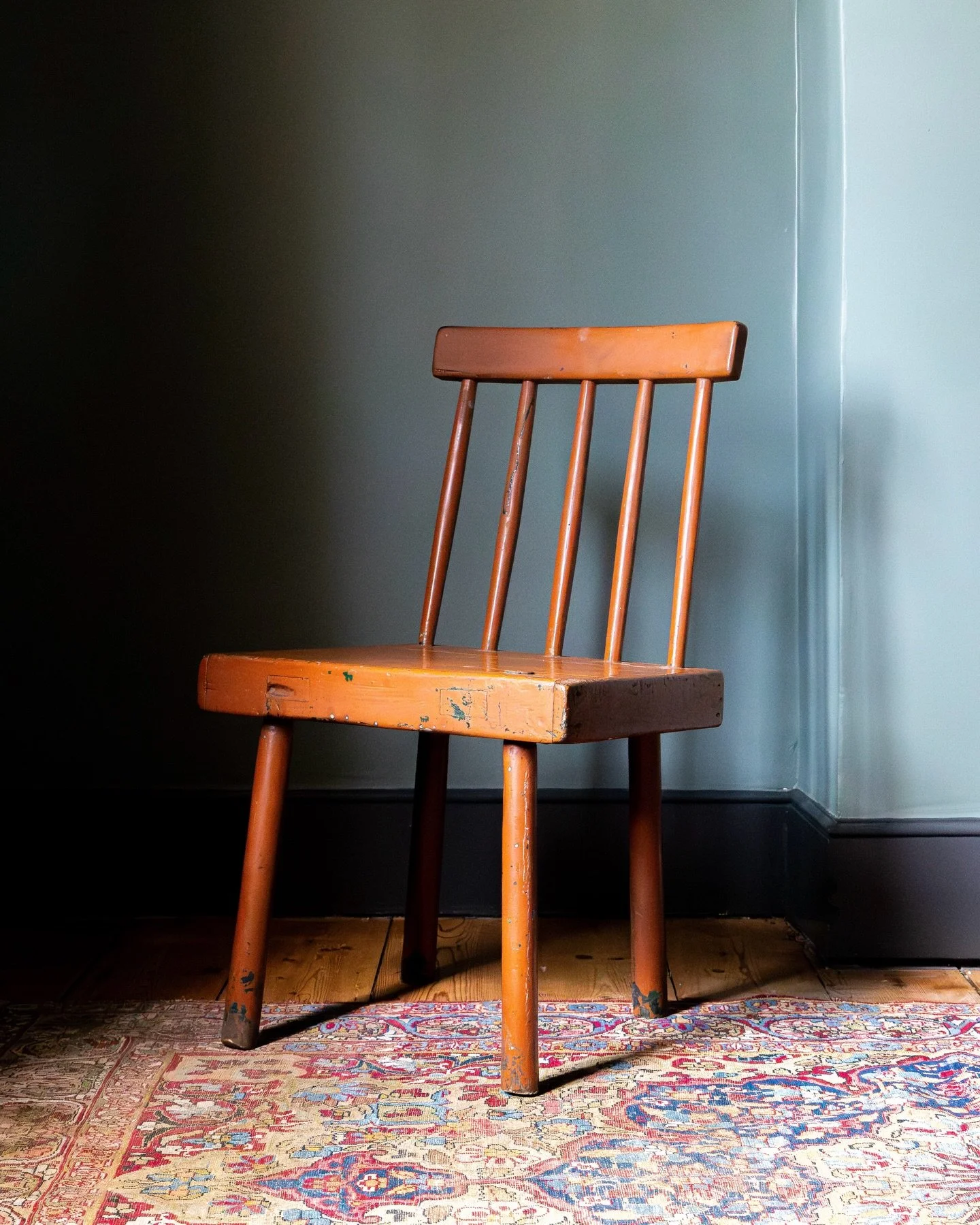 An attractive 19th Century Irish Hedge chair of traditional construction with historic paint. A very pretty piece of Irish vernacular seating and a really great colour. 

Height 76 cm
Width 47 cm
Depth 36 cm

DM for further details or view our collec