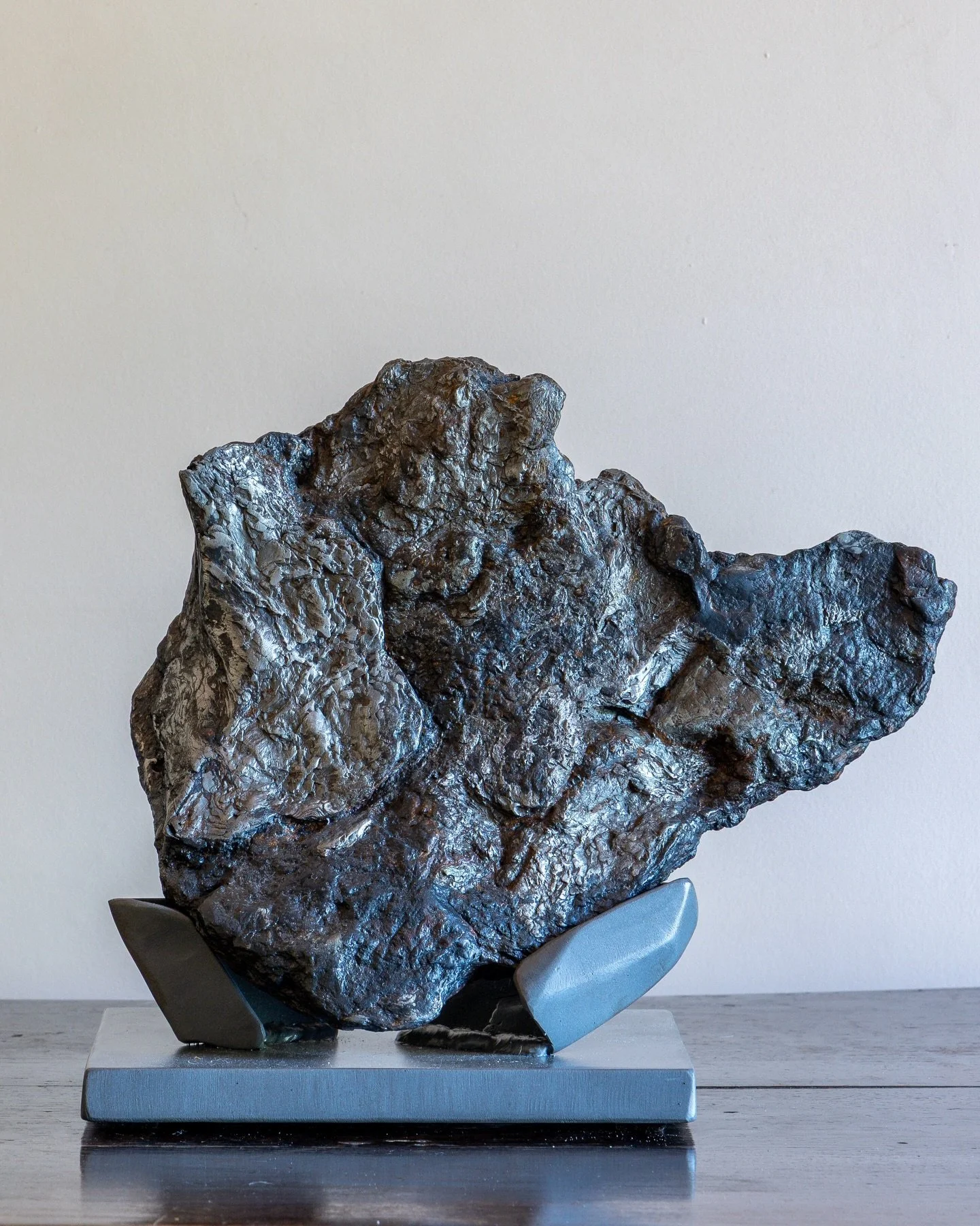 A Large Nantan Meteorite 

At over 4.5 billion years old, this uniquely shaped nickel-iron space rock is as ancient as the earth itself.

Our impressive meteorite was part of a witnessed and documented fall in 1516 in Nantan County, China, with histo