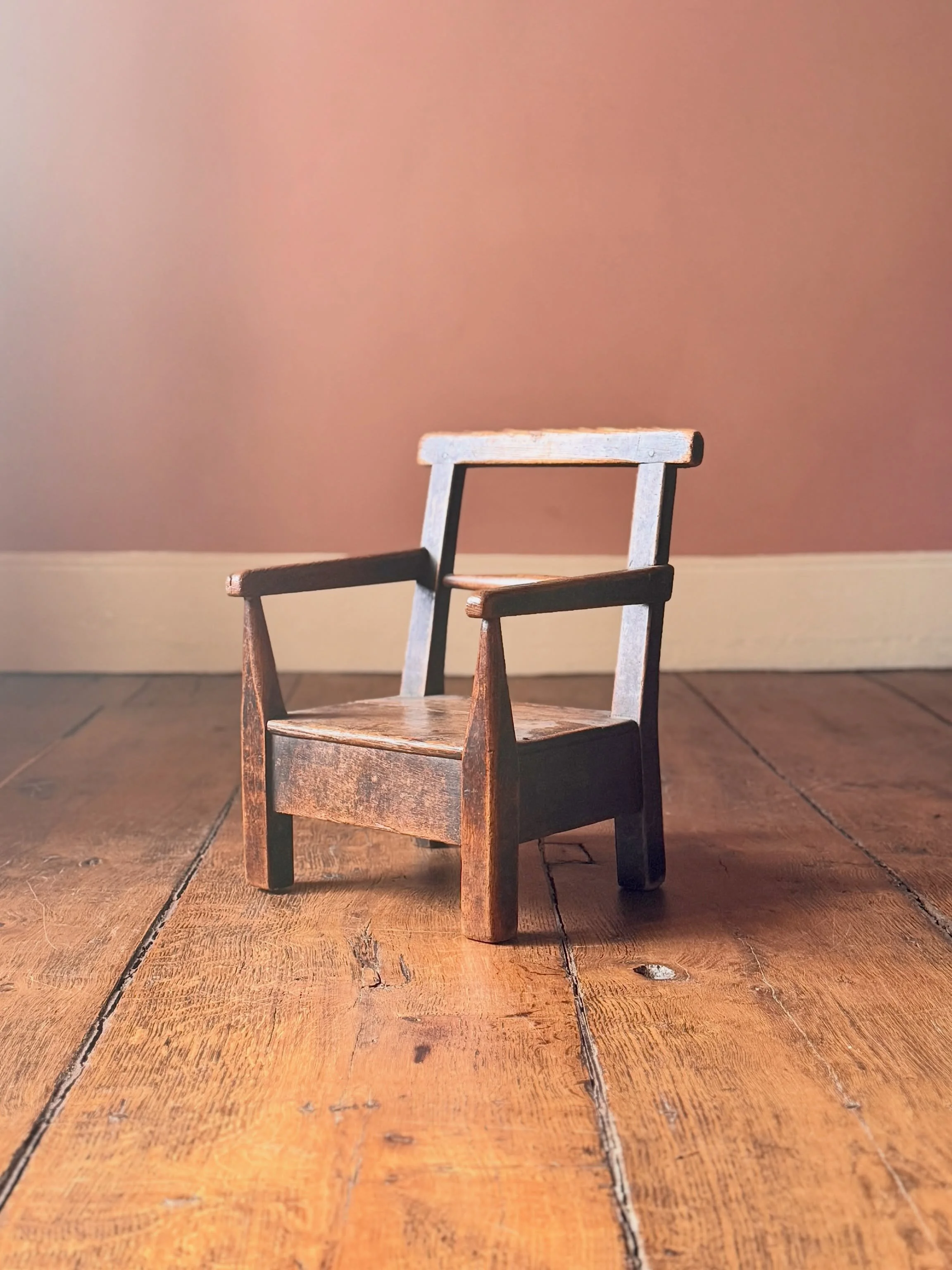 A simple and honest 19th Century Welsh child&rsquo;s chair. An attractive and useable little piece of vernacular seating. 

Height 44.5 cm
Width 35.5 cm
Depth 26.5 cm

Now available on the website via recent acquisitions link in bio or DM for details