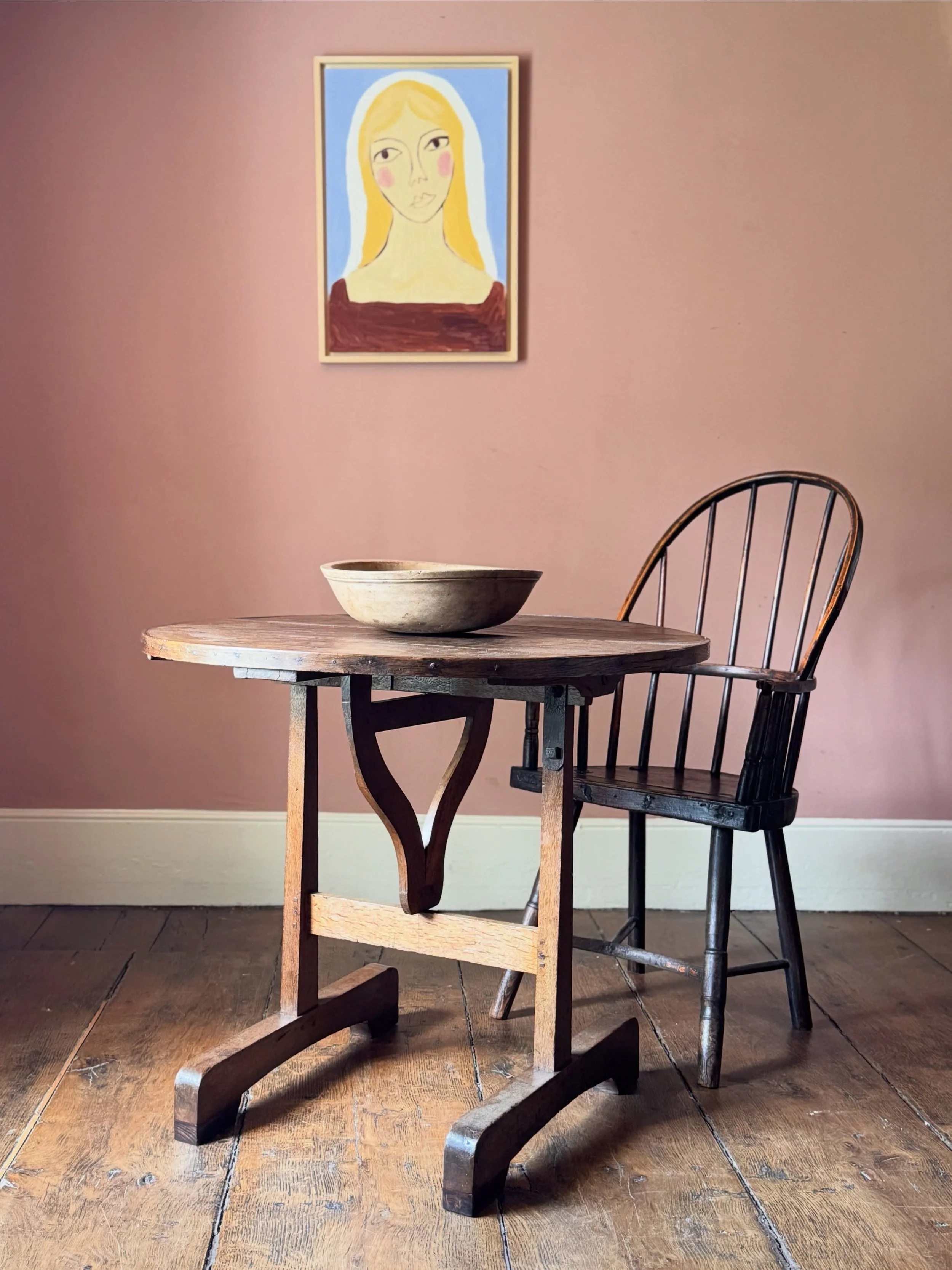 Sundays with&hellip;

&lsquo;Marsha&rsquo; by Rusty - Acrylic on canvas

A Primitive 19th Century Stick Chair

A 19th Century French Vendange Folding Table

A 19th Century Sycamore Bow
