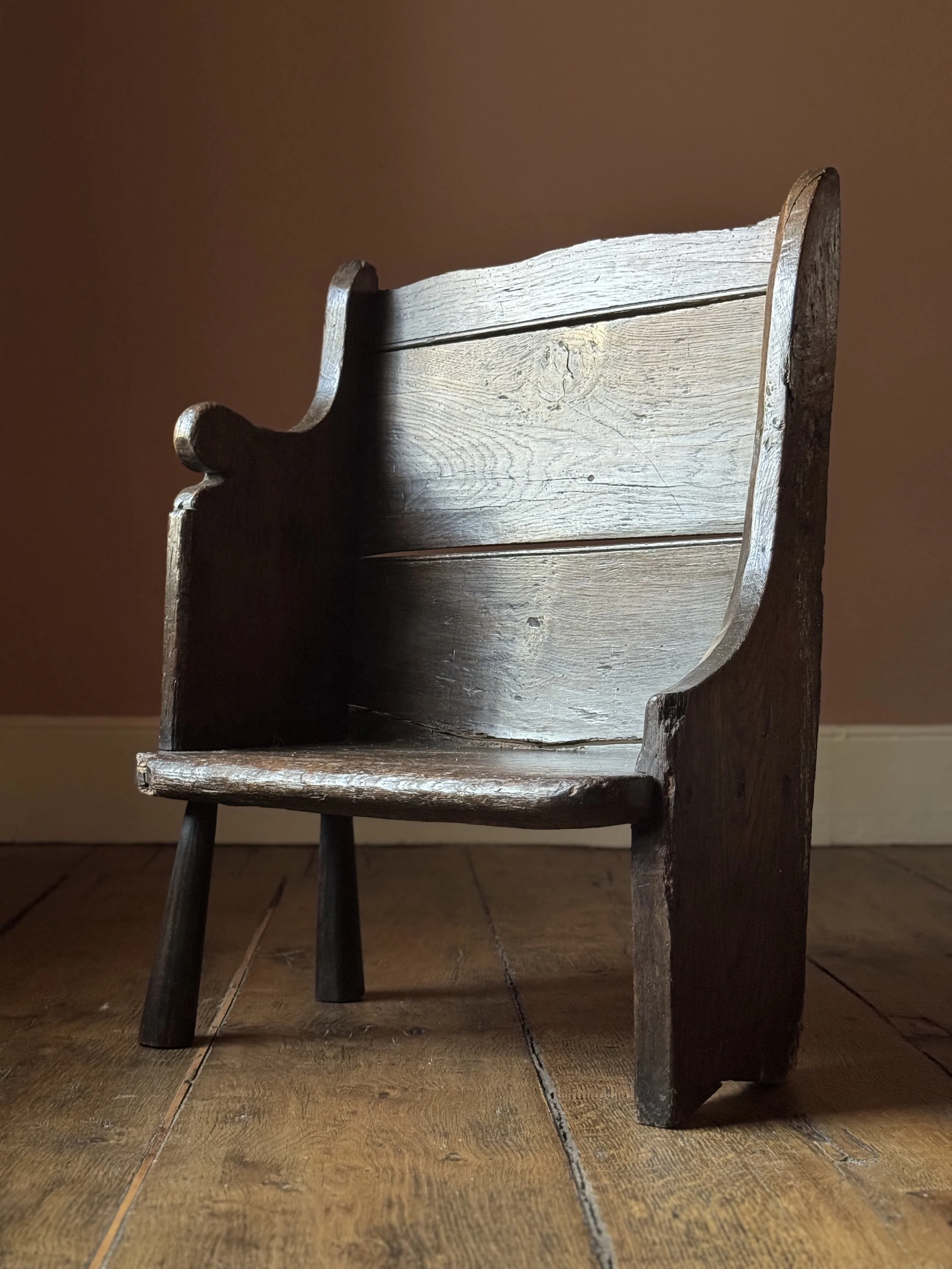 A rare 18th Century Welsh Inglenook Settle