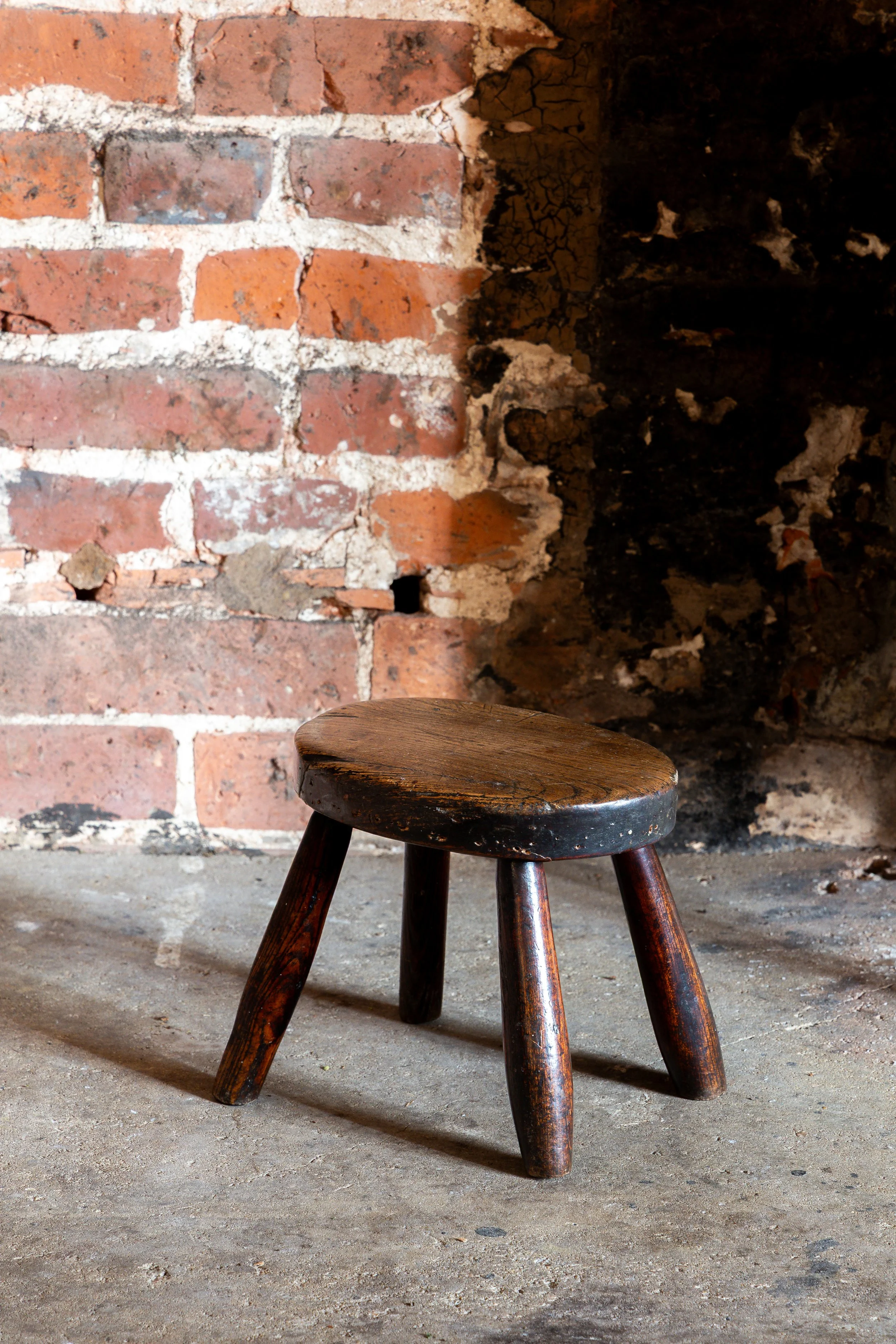 extraordinary-objects-antique-harth-stool.jpg