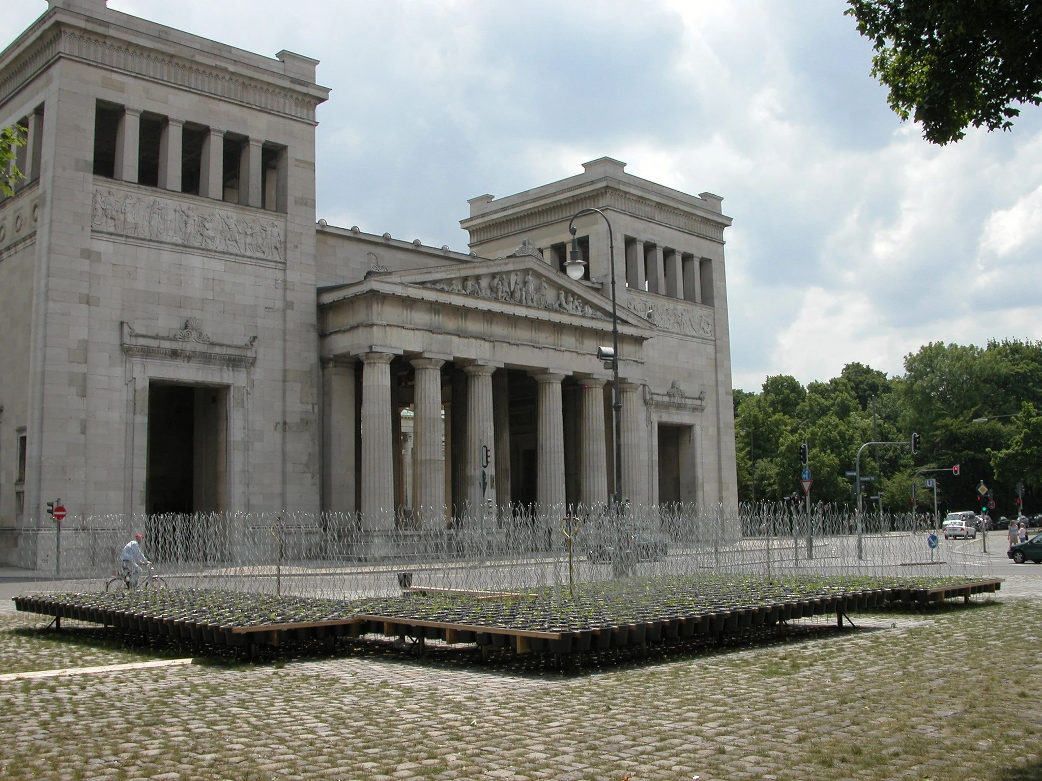 2005_Sonnenblumenfelder, Lenbachhaus, München