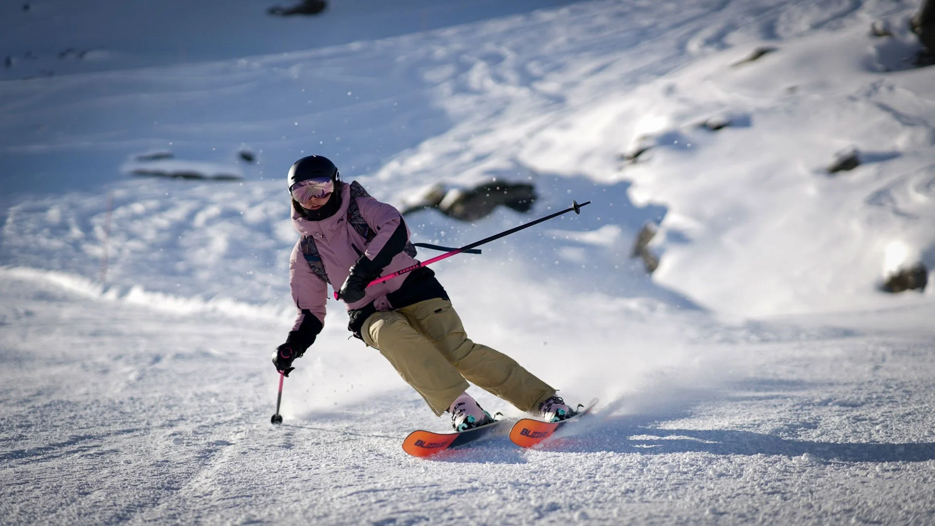 Photographie-skieuse-piste