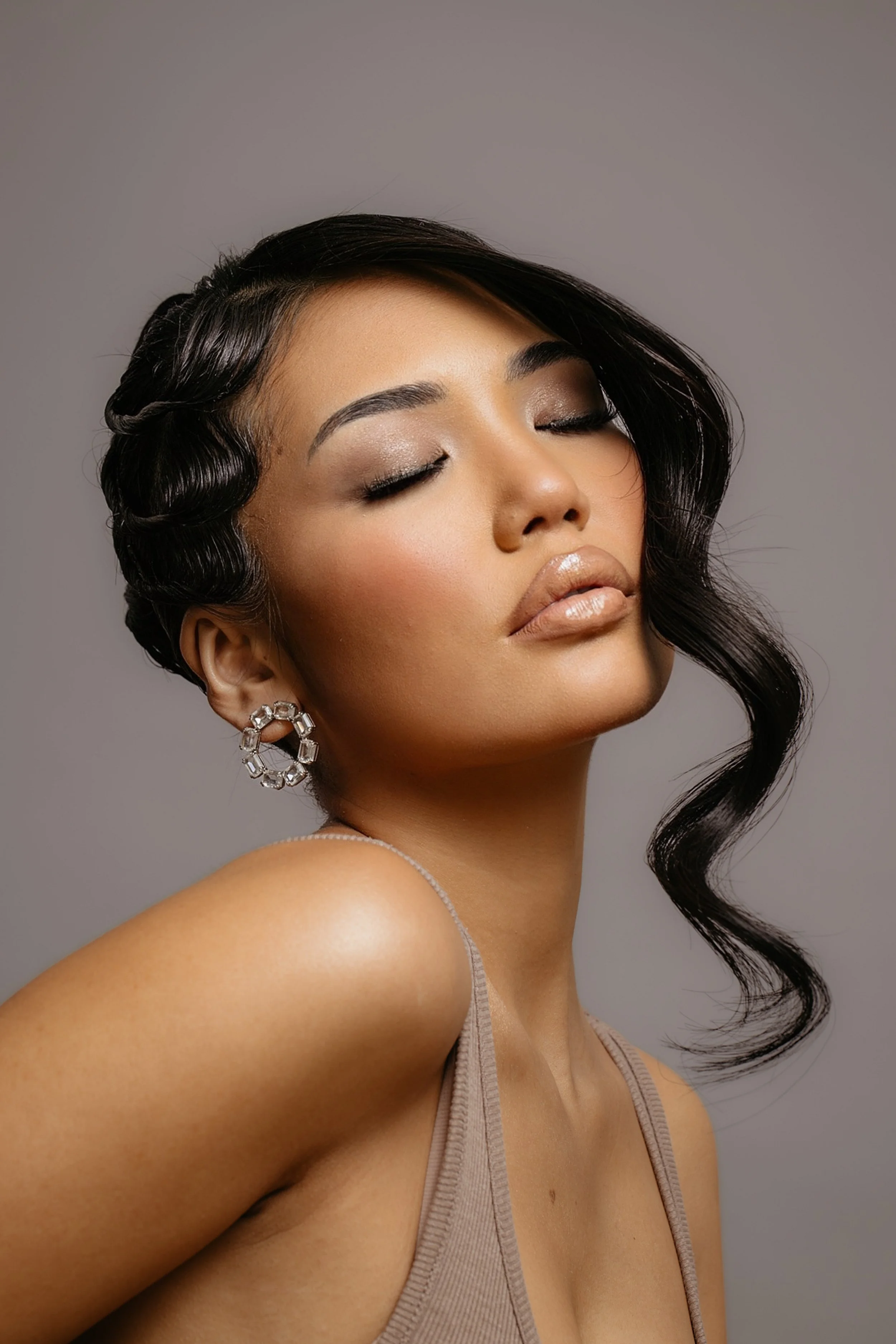 4Season-Glam-Angelina7.jpg