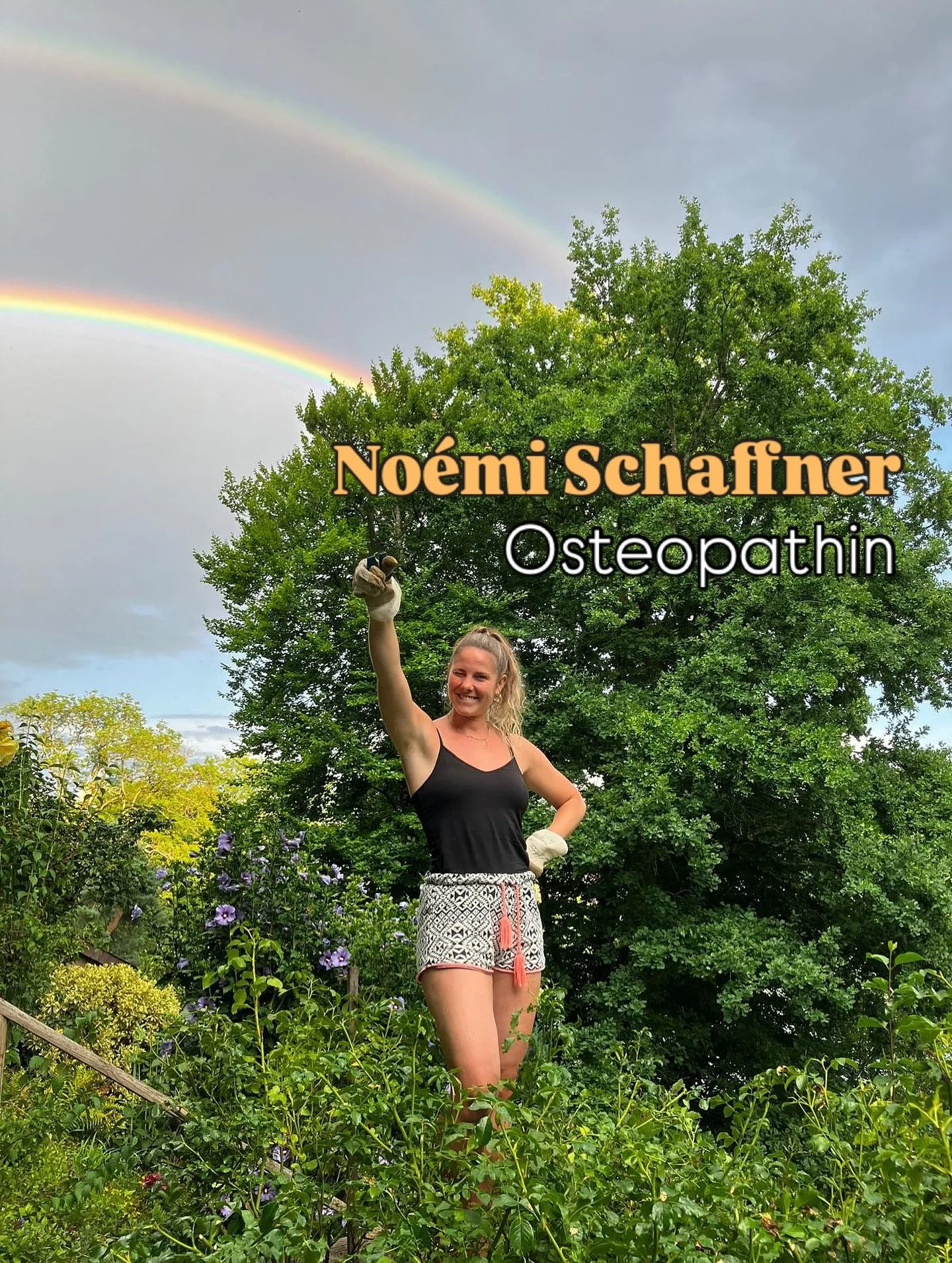 Noémi arbeitet als Osteopathin in der Praxis Somana. 
3 Fragen an sie:
Was motiviert dich an deiner Arbeit?
"Die Freude der Menschen, wenn man ihnen wertfrei begegnet."
Worauf kannst du unmöglich verzichten?
"Barfuss g