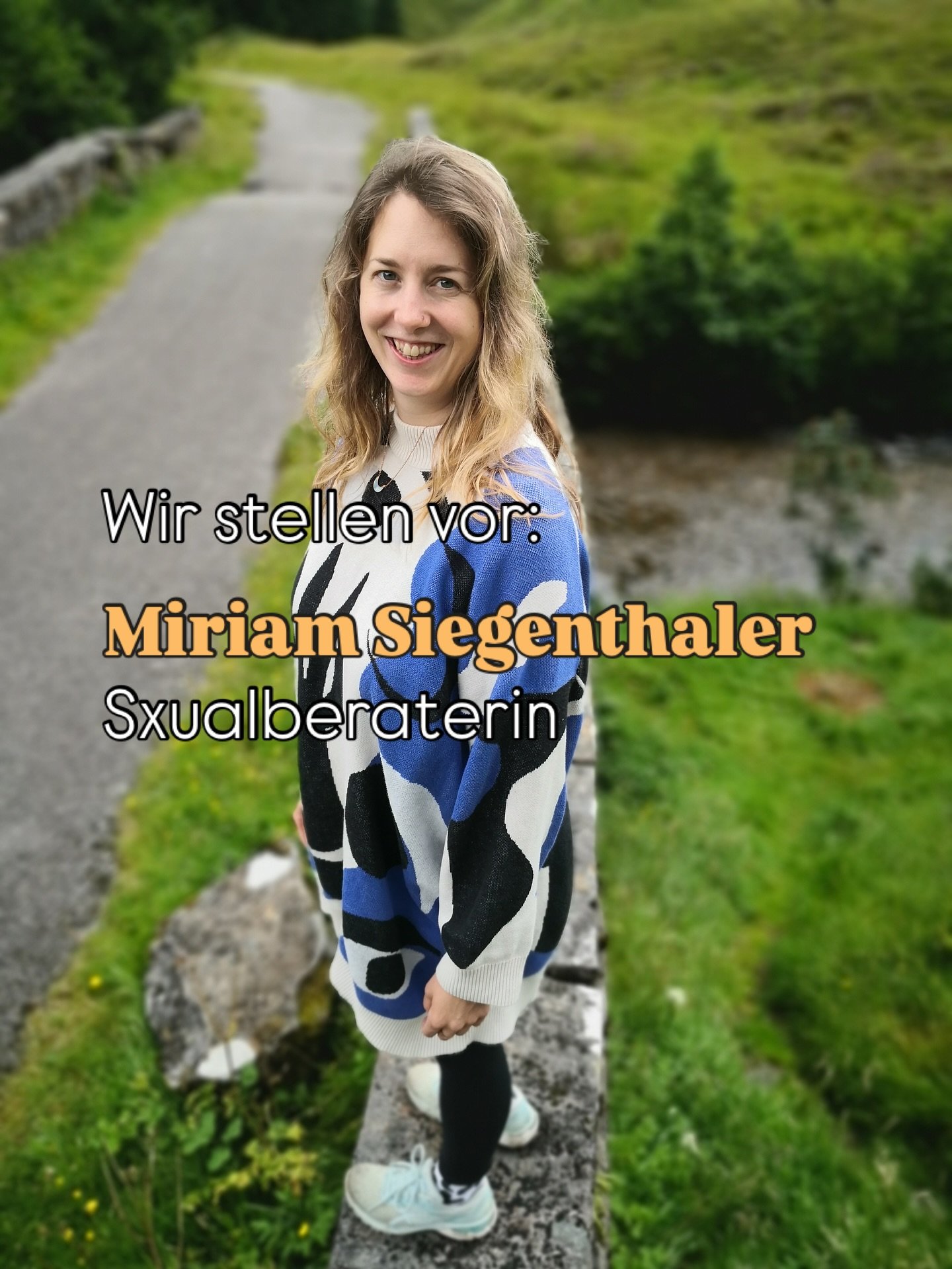 Miriam arbeitet als Sxologin in unserer Praxis. Sie begleitet Frauen – und ihre Beziehungsperson(en)– bei Fragen zu Sxualität und Beziehung und schafft Raum für Gespräche über die Vielfalt von Liebes- und Beziehungsfor