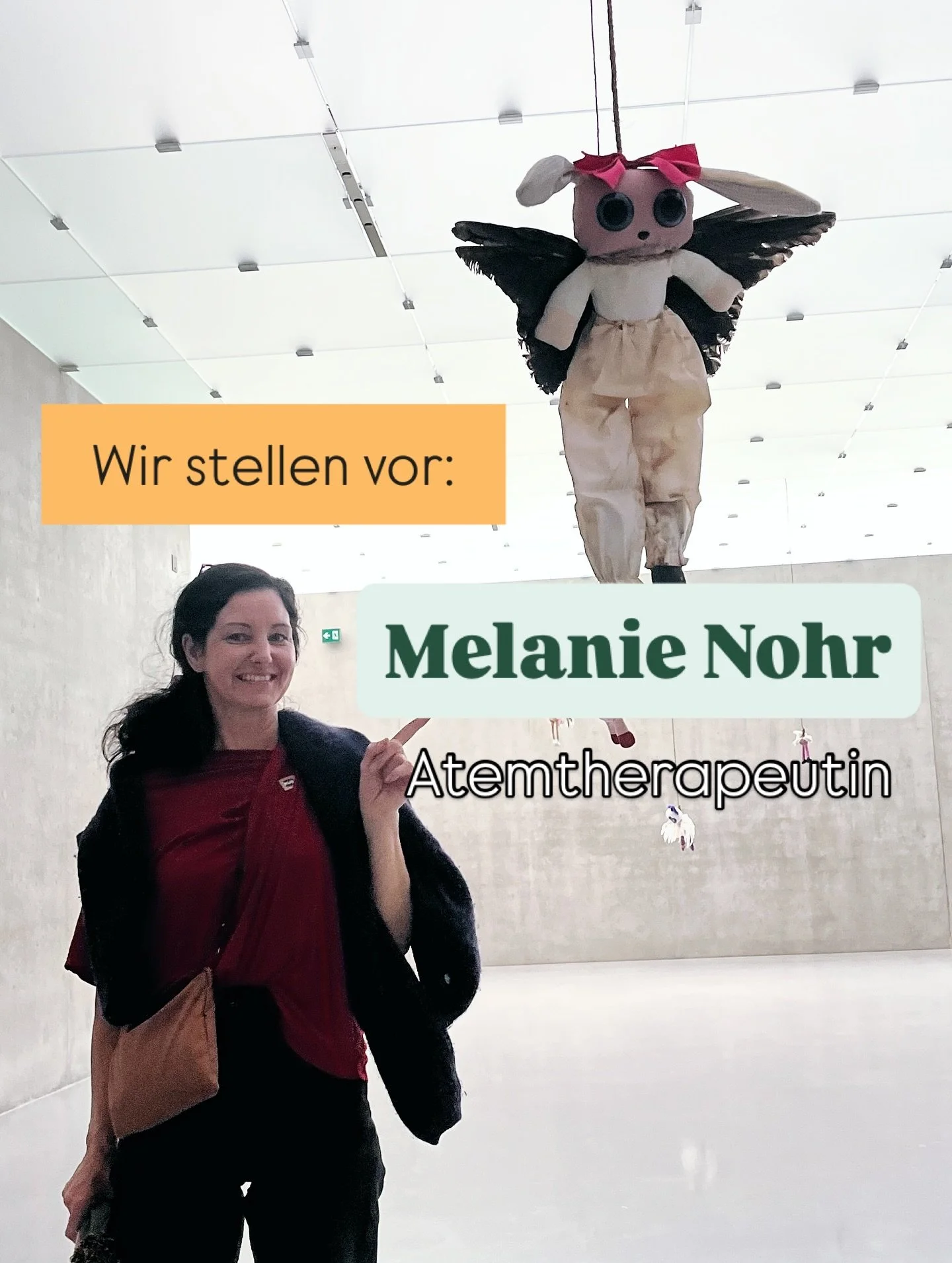 Melanie arbeitet als Atemtherapeutin in unserer Praxis. Sie begleitet alle Menschen allen Alters, sowie Paare und Familien, körper- und ressourcenorientiert auf ihrem individuellen Weg. Das Leben darf vielleicht viel-leicht-er werden. Die Schl&u