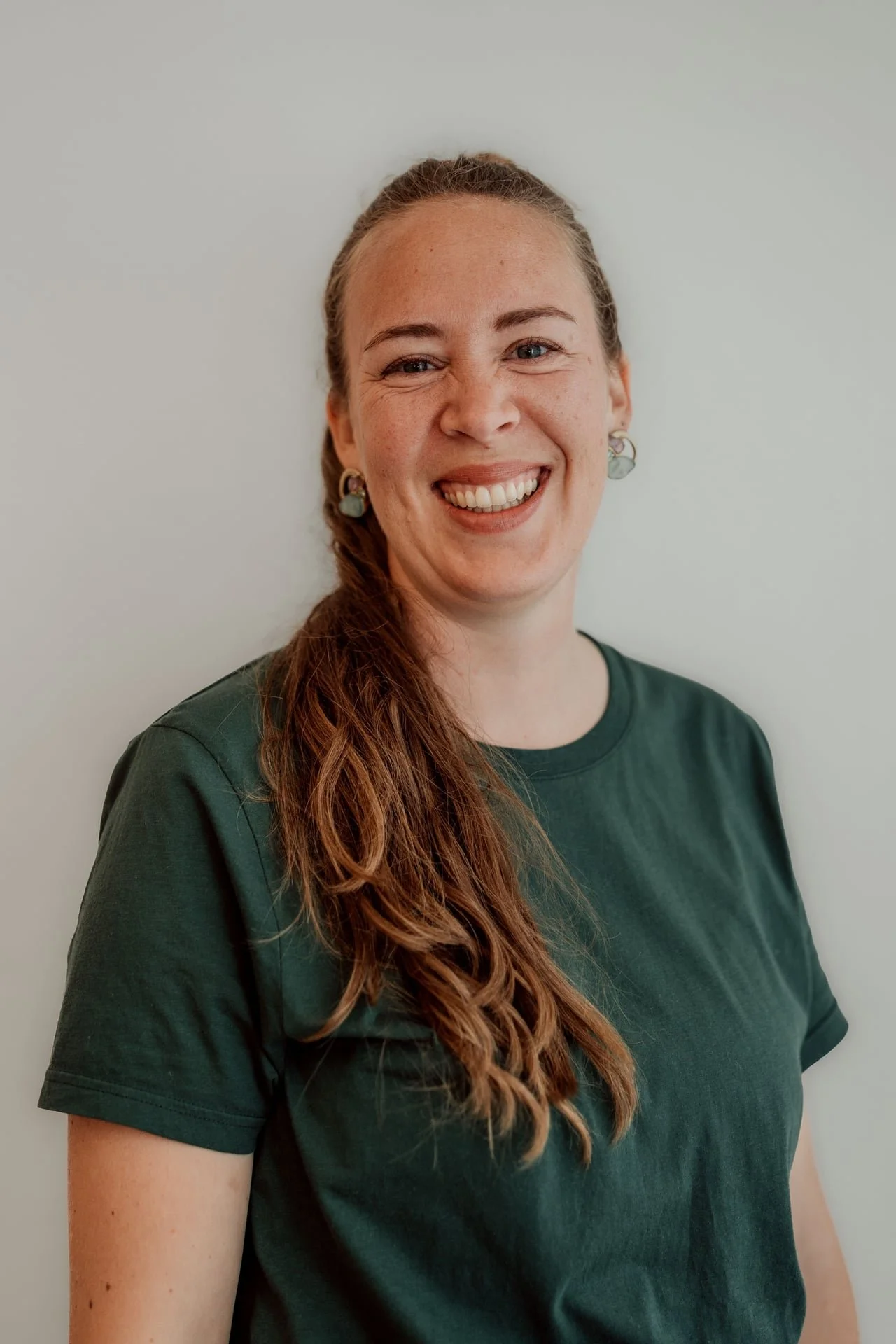 Portrait Danaé Breukel Craniosacral Therapeutin & Doula Praxis Somana Bern