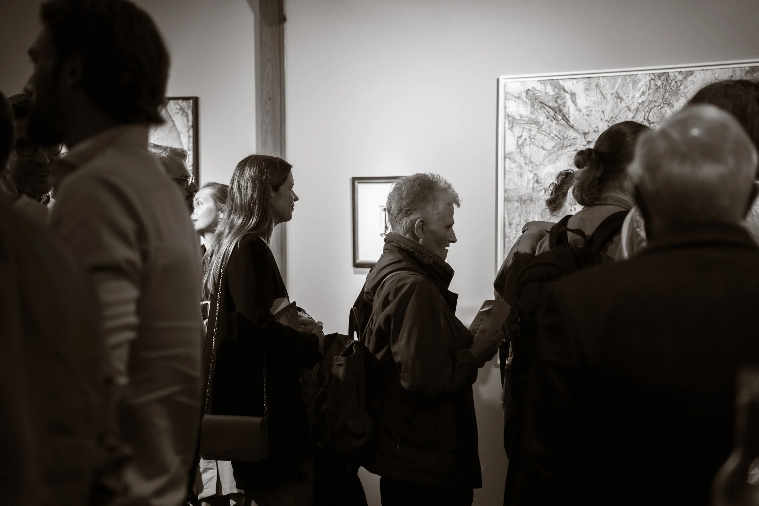 Ambassade Invites, Hotel Ambassade