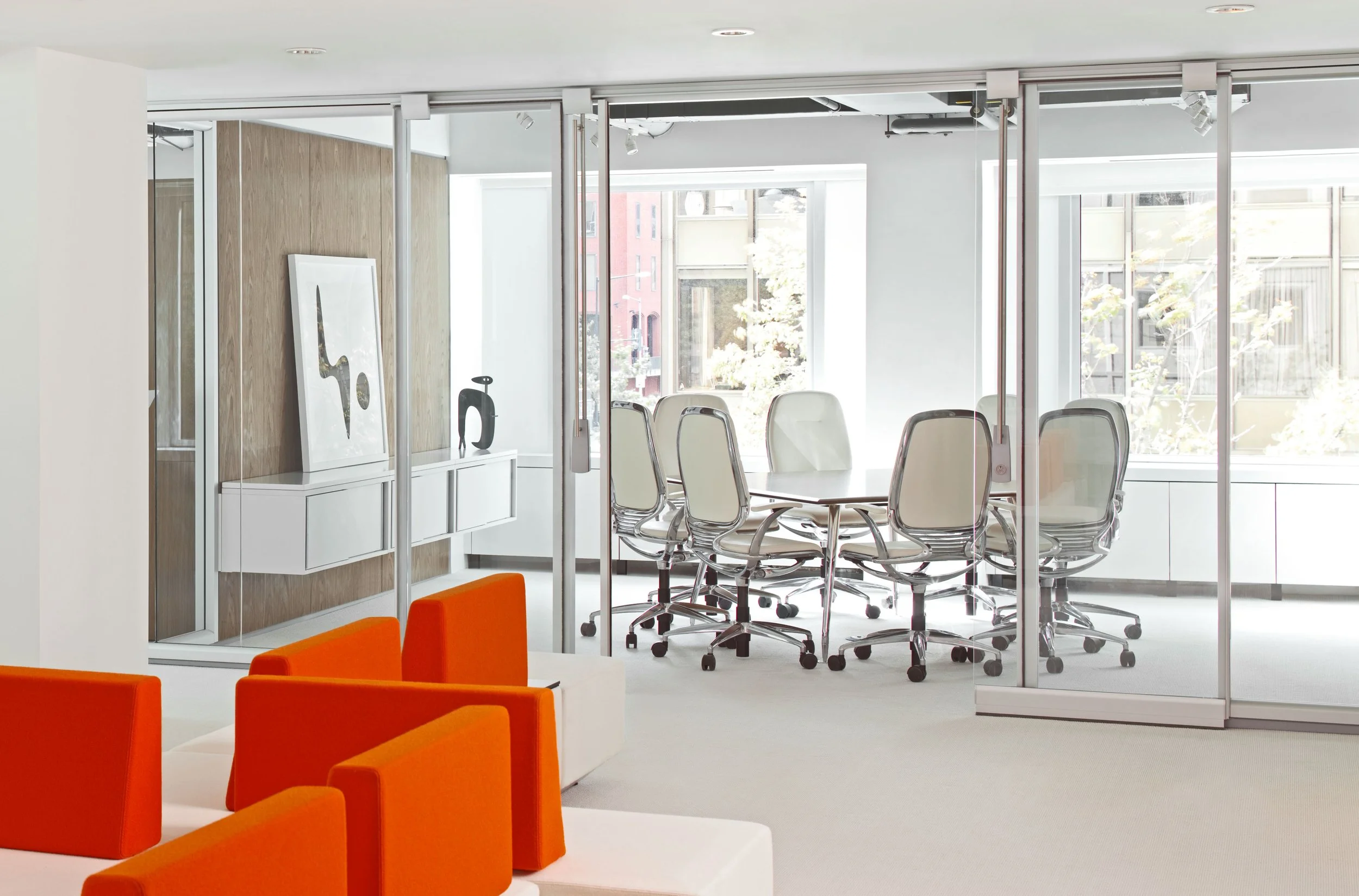 Teknion Showroom, Washington, DC / Client:  KGD Architecture