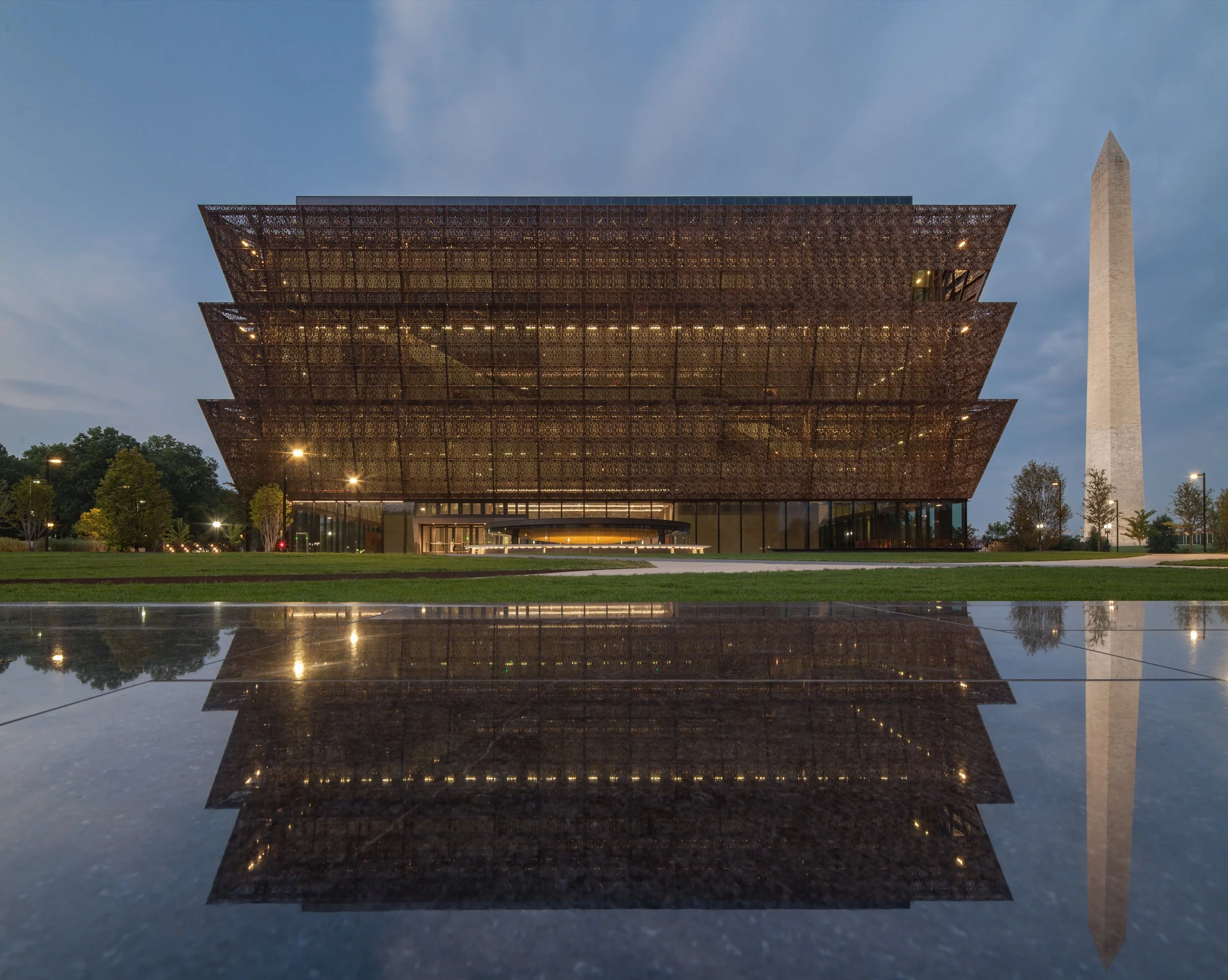 Smithsonian National Museum of African American History & Culture, Washington, DC / Architect:  Adjaye Associates