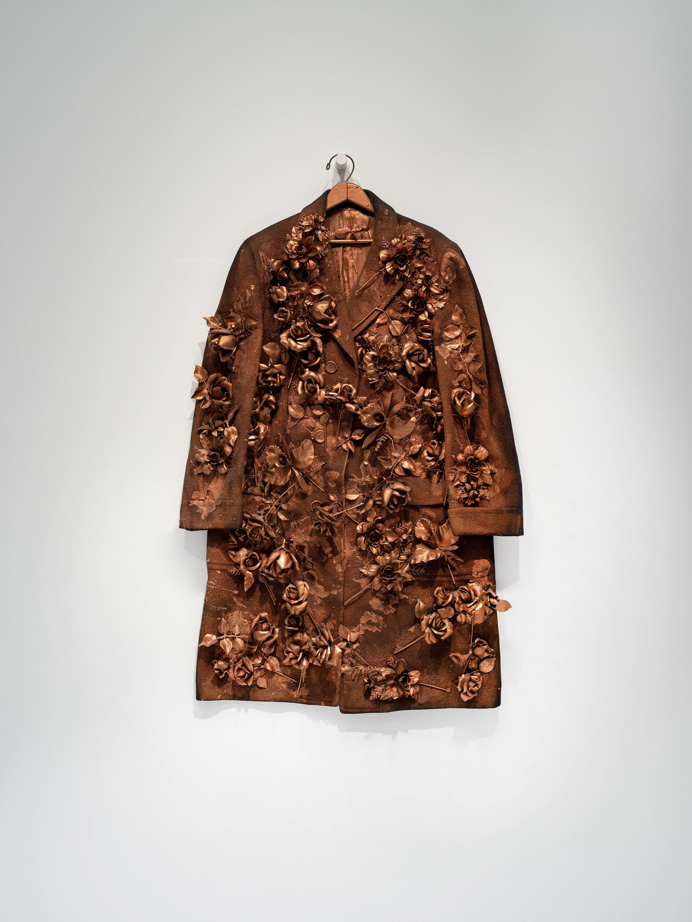 Yayoi Kusama, “Flowers-Overcoat” (1964) / Hirshhorn Museum, Washington, DC