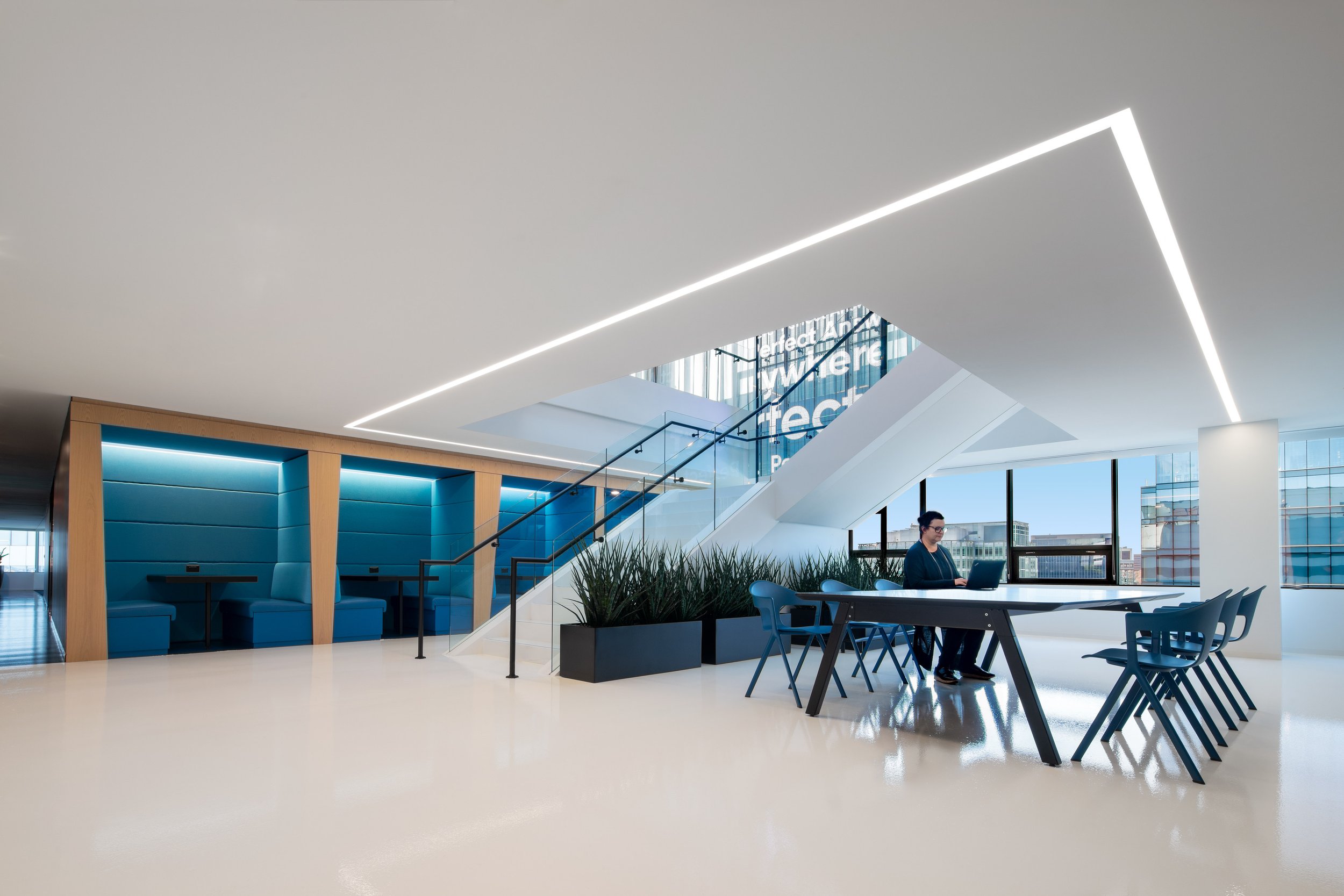 Yext, Arlington, VA / Architect:  IA Interior Architects