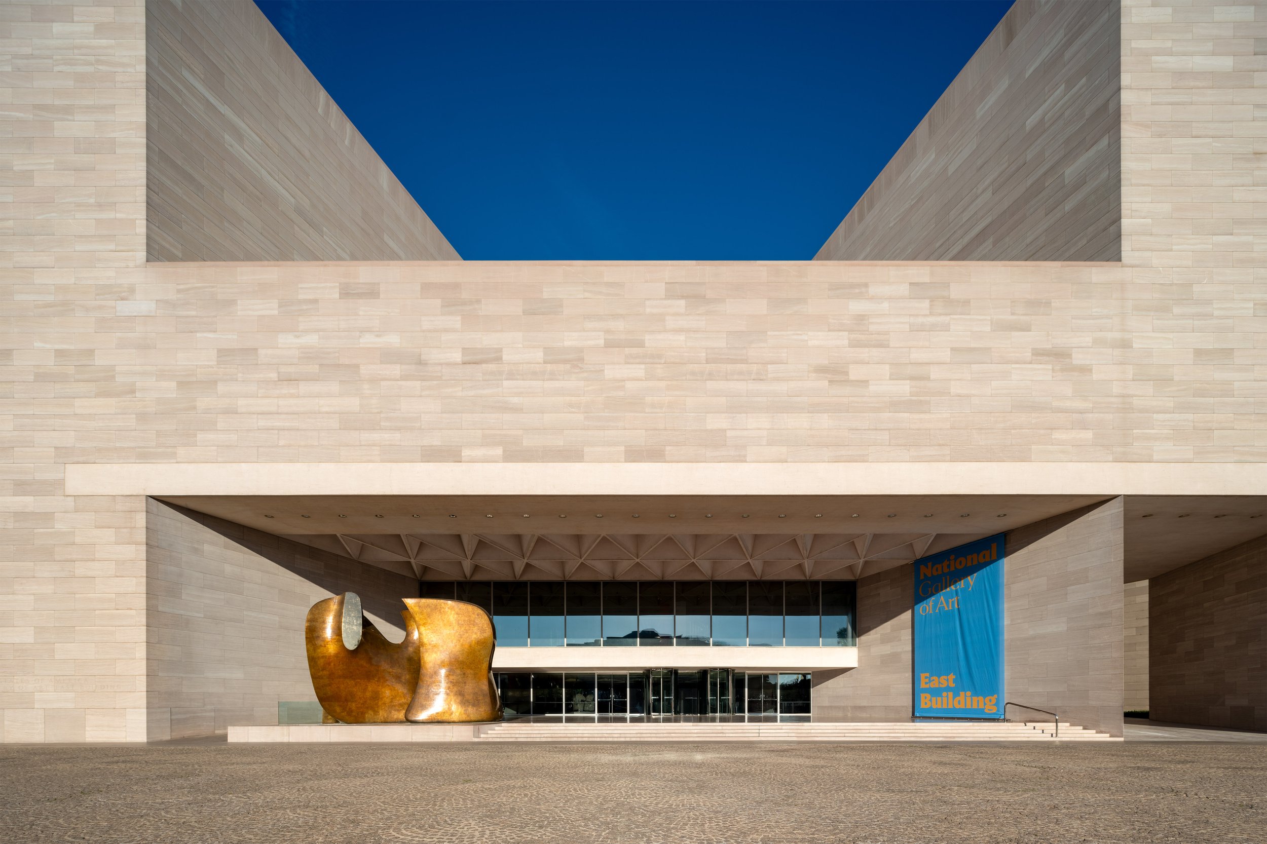 National Gallery of Art, East Building, Washington, DC / Architect:  I. M. Pei (Pei, Cobb, Freed & Partners)