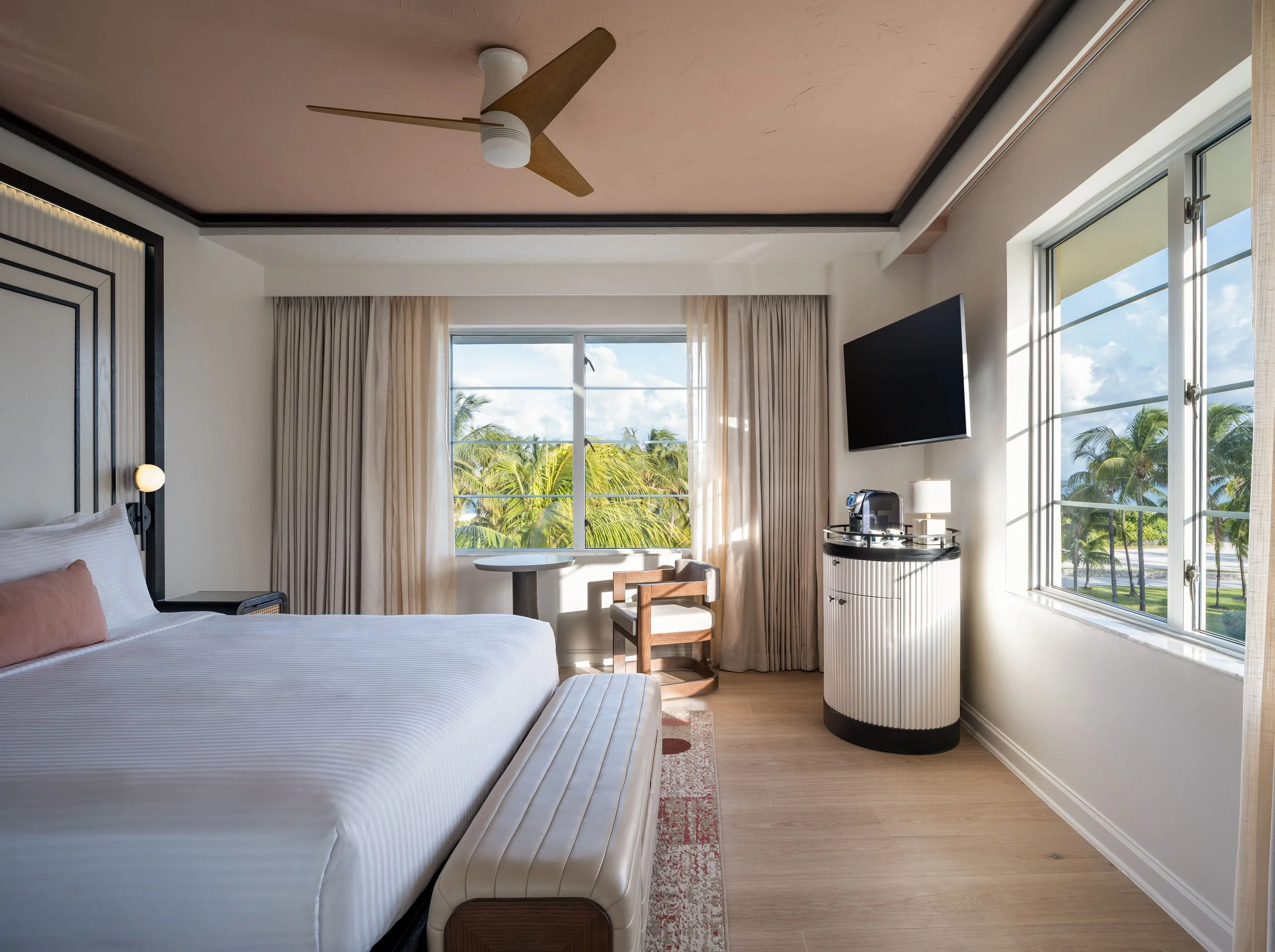 Winter Haven, Autograph Collection Hotels / South Beach, Miami, FL