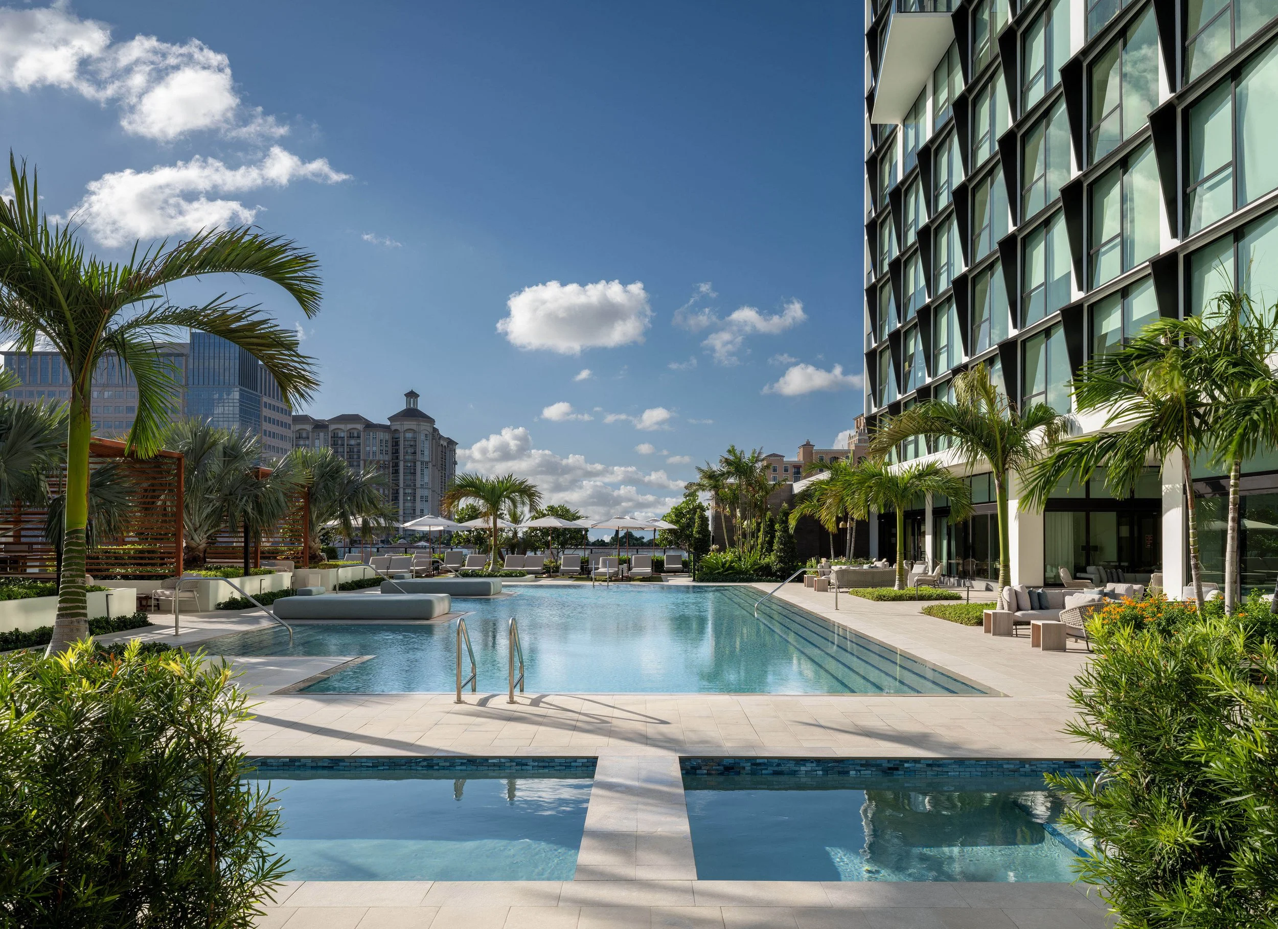 575 Rosemary, West Palm Beach, FL / Architects:  Elkus Manfredi, Leo A Daly / Developer:  Related