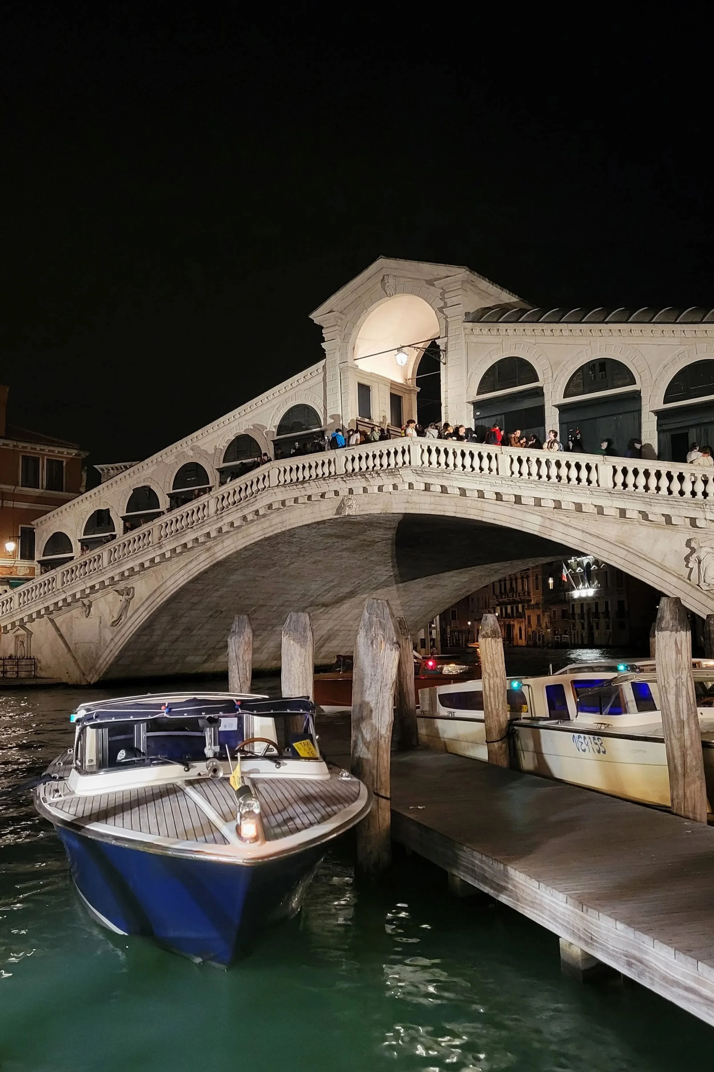 Rialto Bridge at night